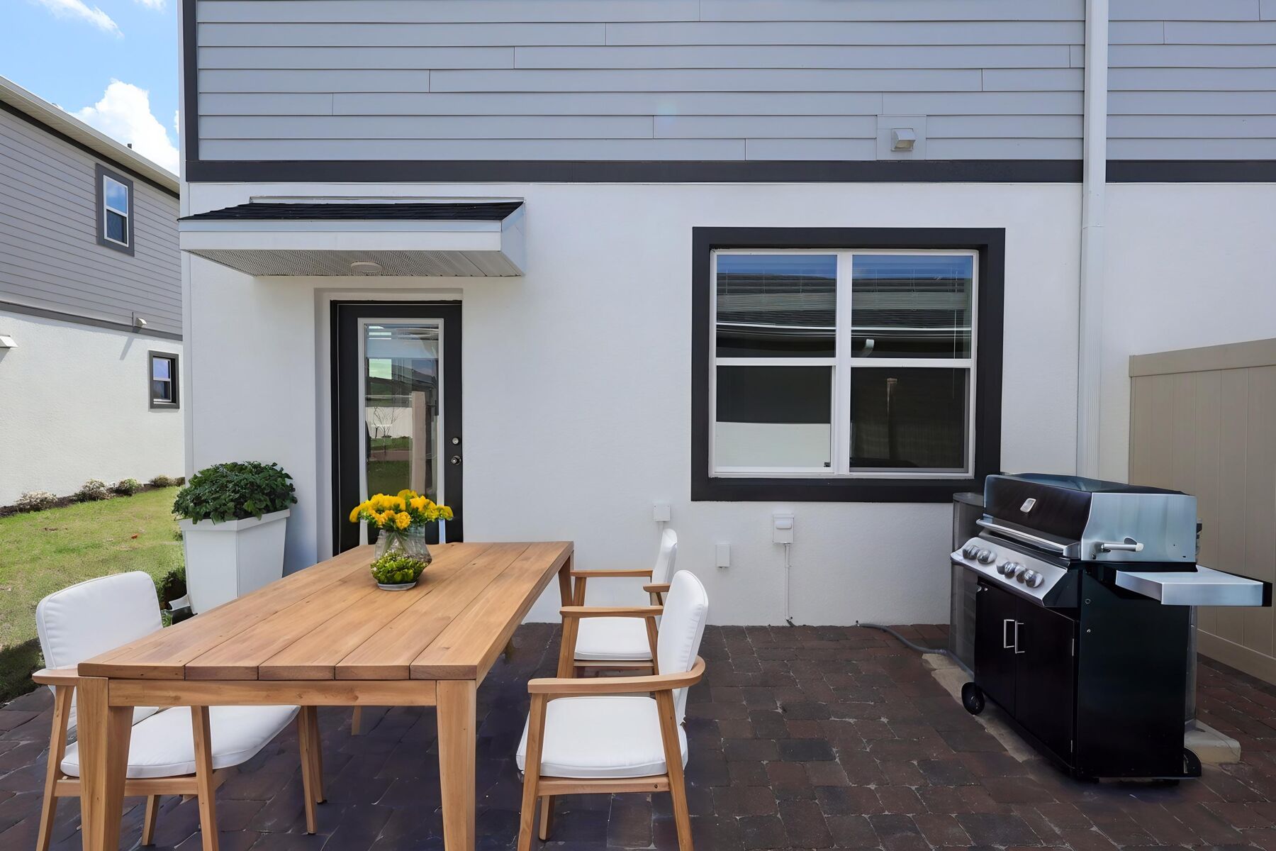 Townhome Courtyard
