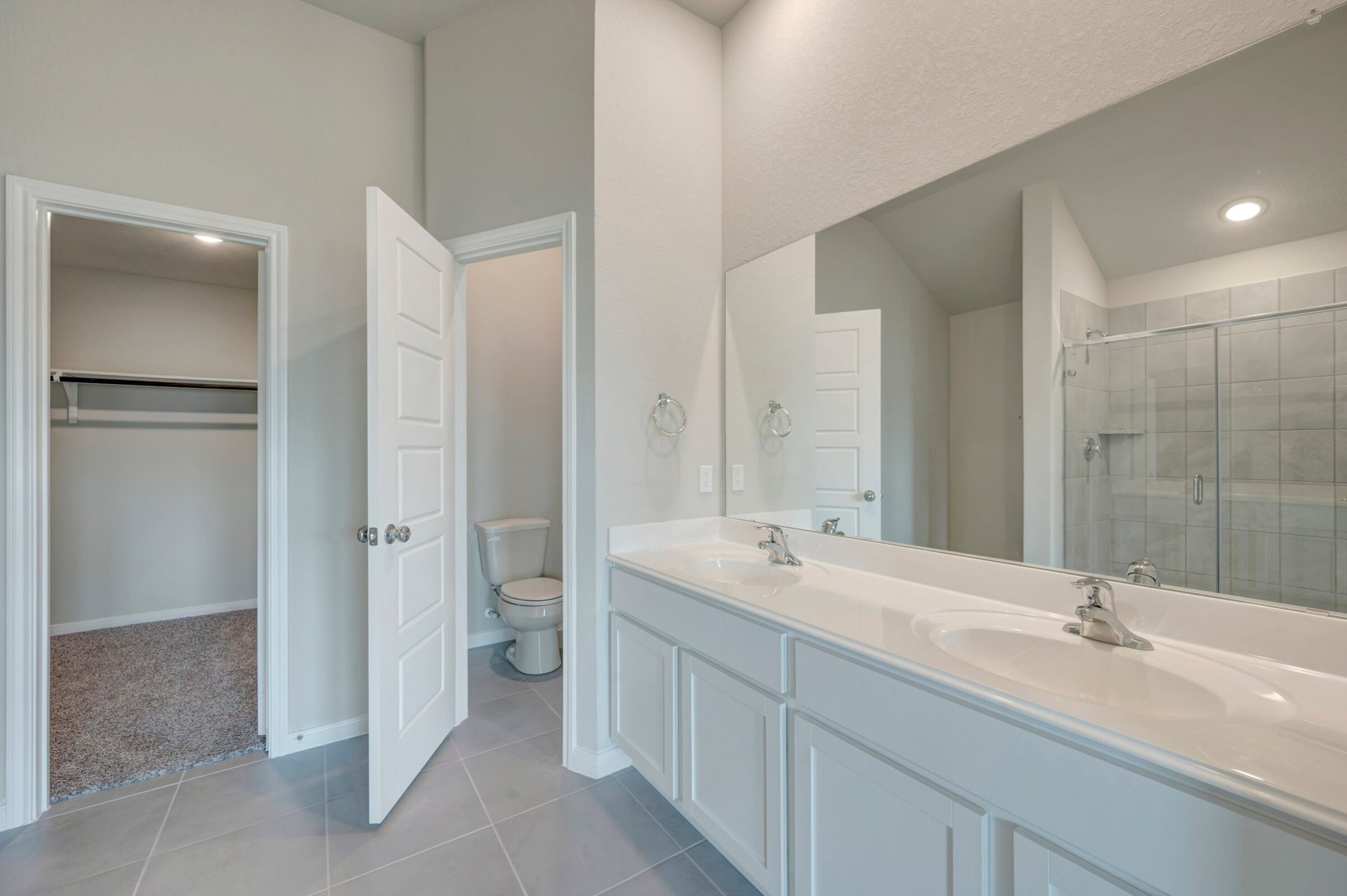 Owner's Bathroom