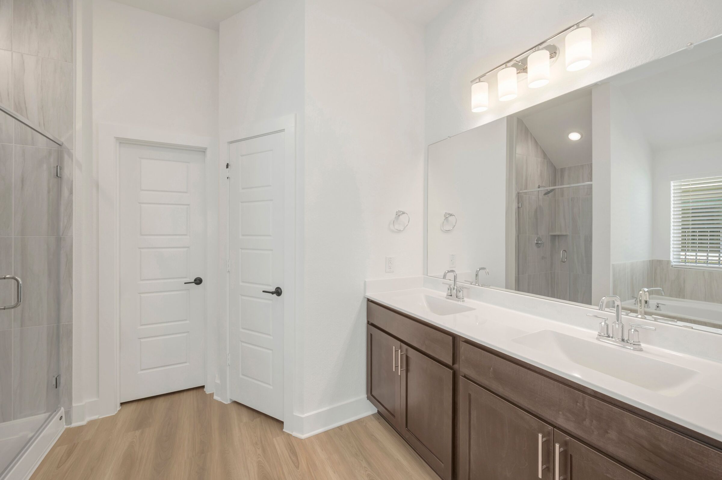 Owner's Bathroom