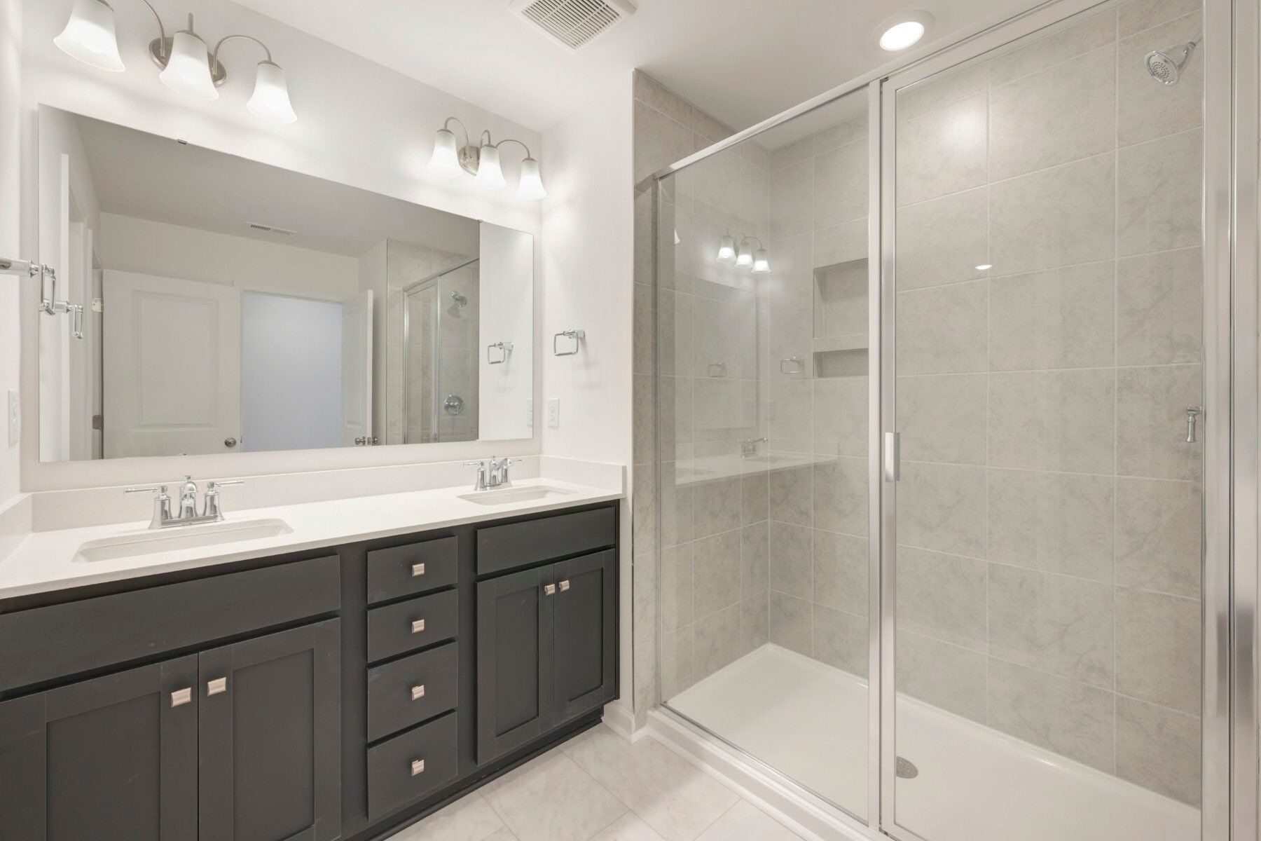 Owner's Bathroom