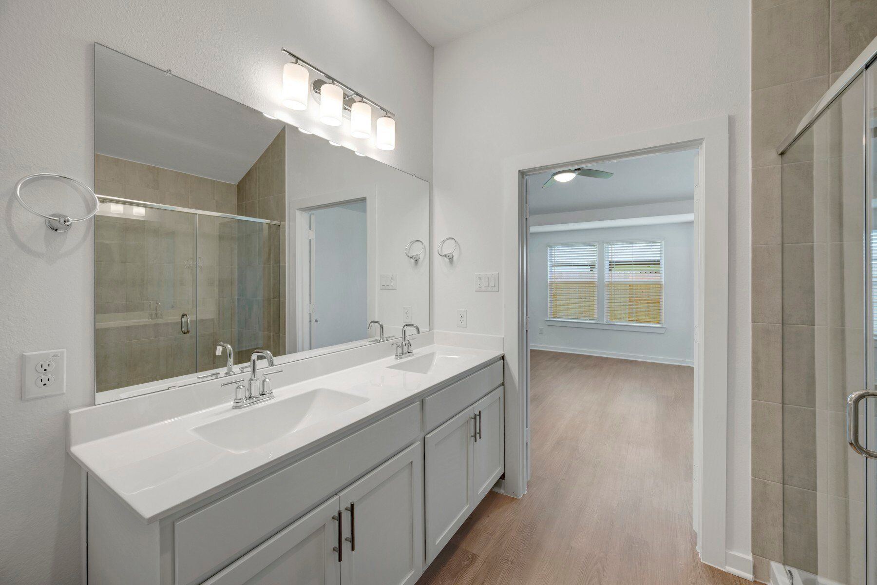 Owner's Bathroom