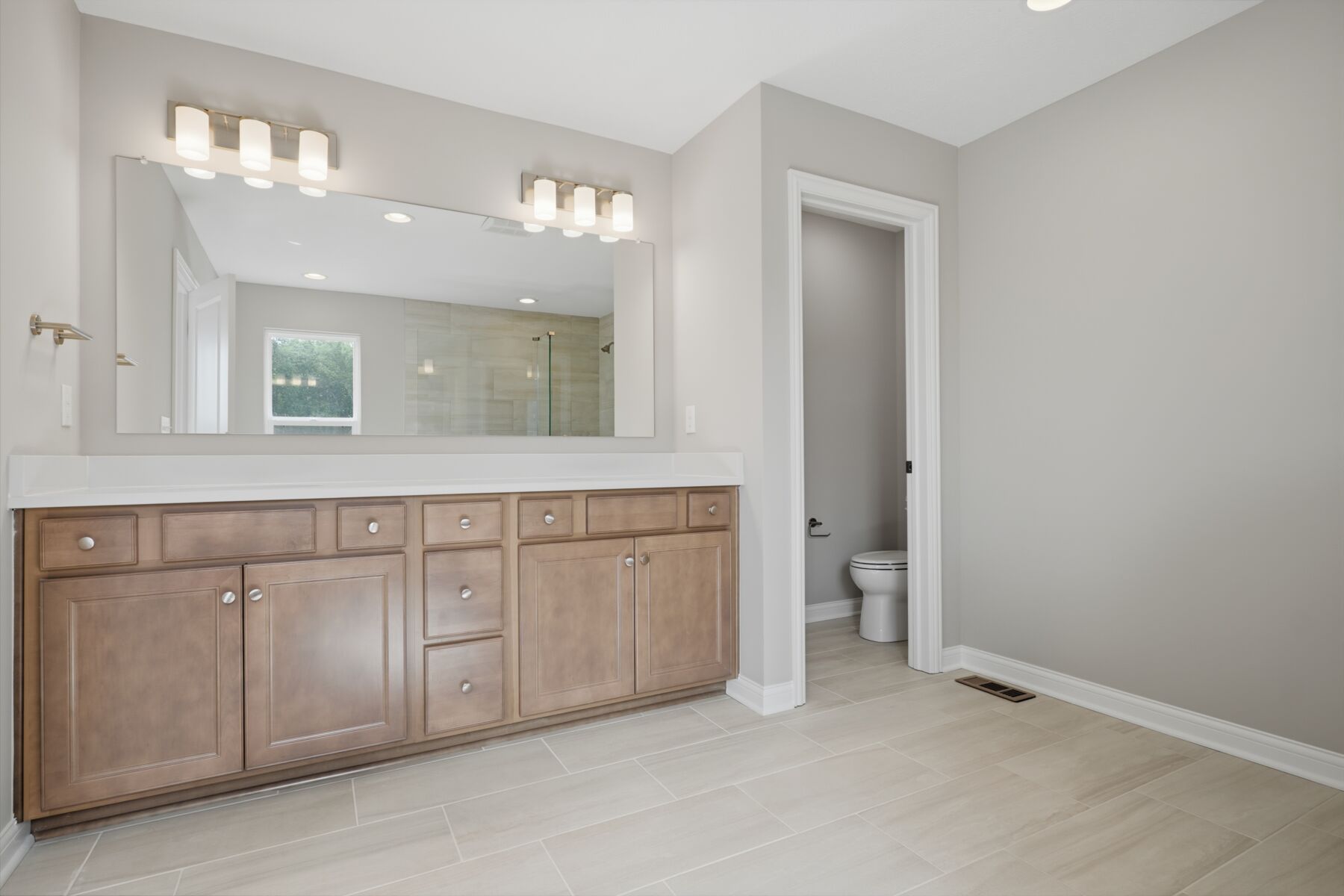Owner's Bathroom