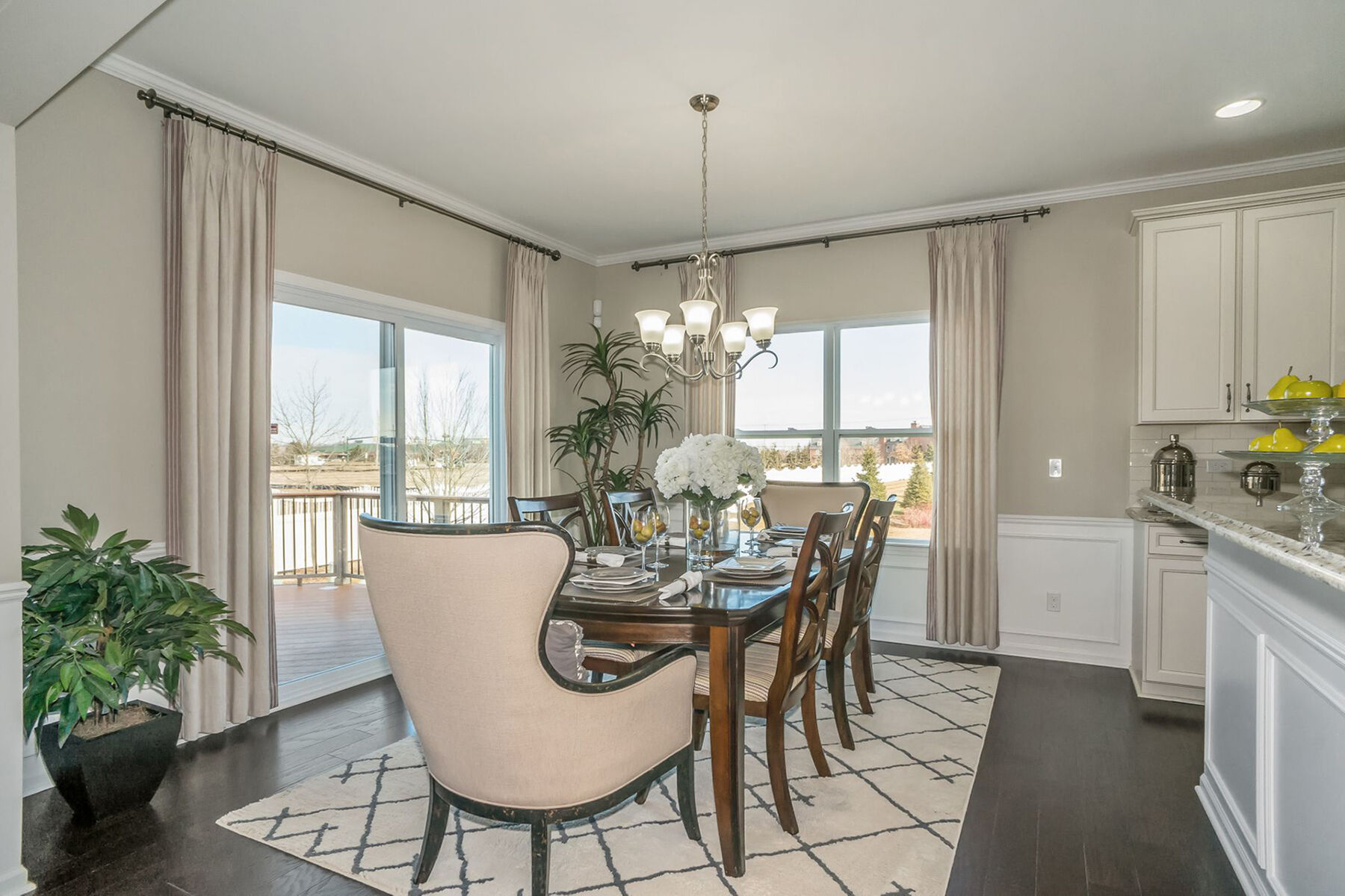 Corners at Cherry Hill Dining Area