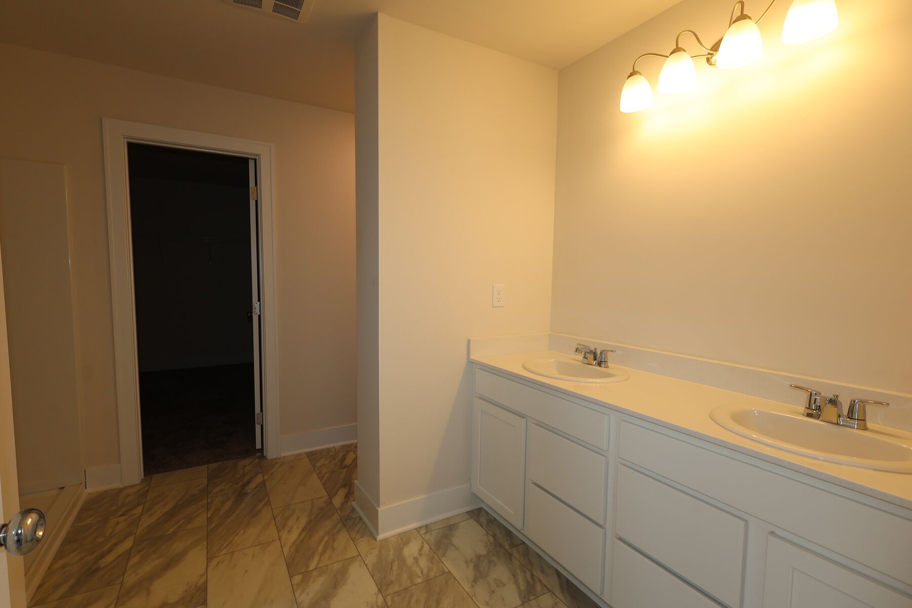 Owner's Bathroom