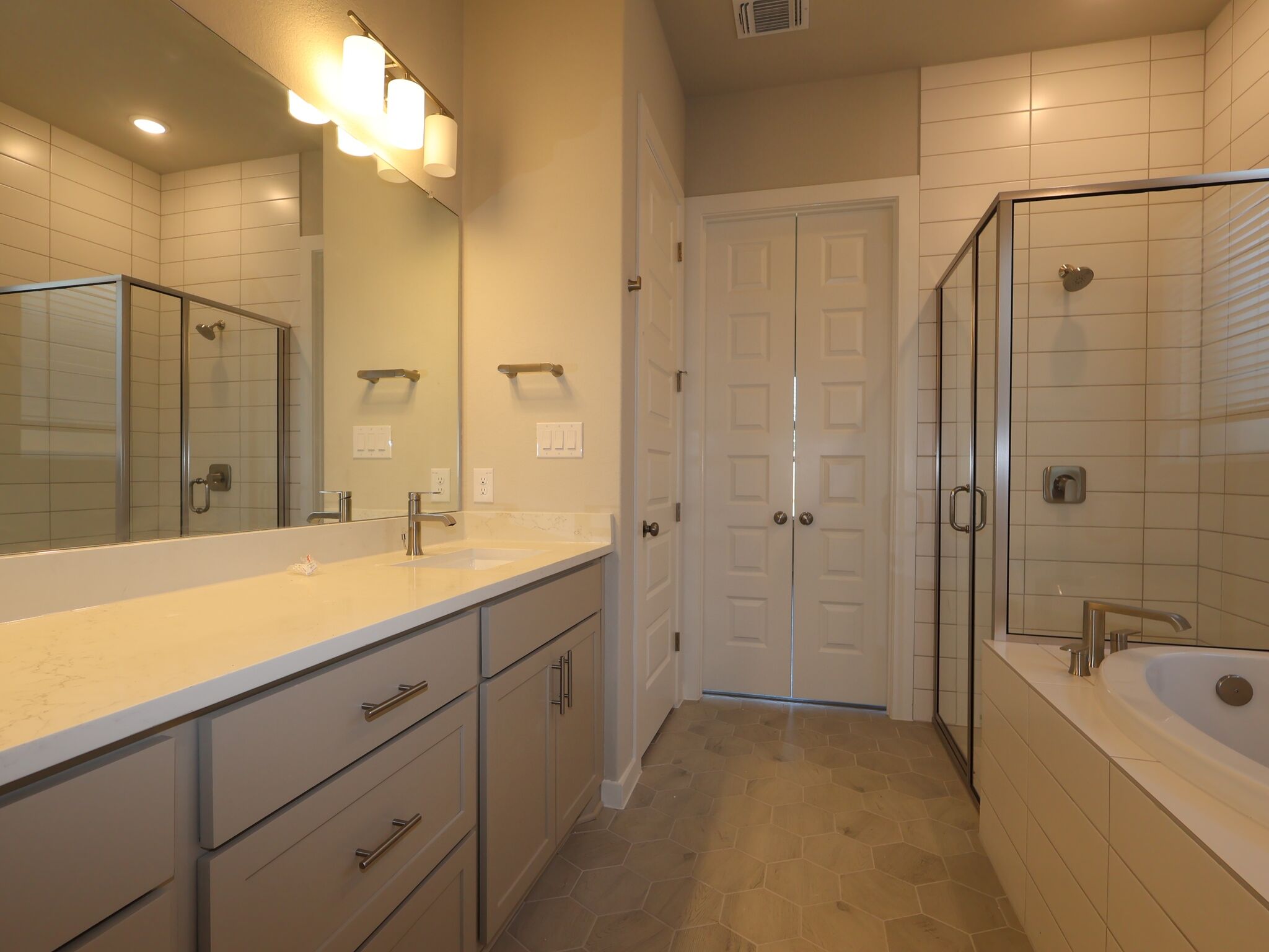Owner's Bathroom