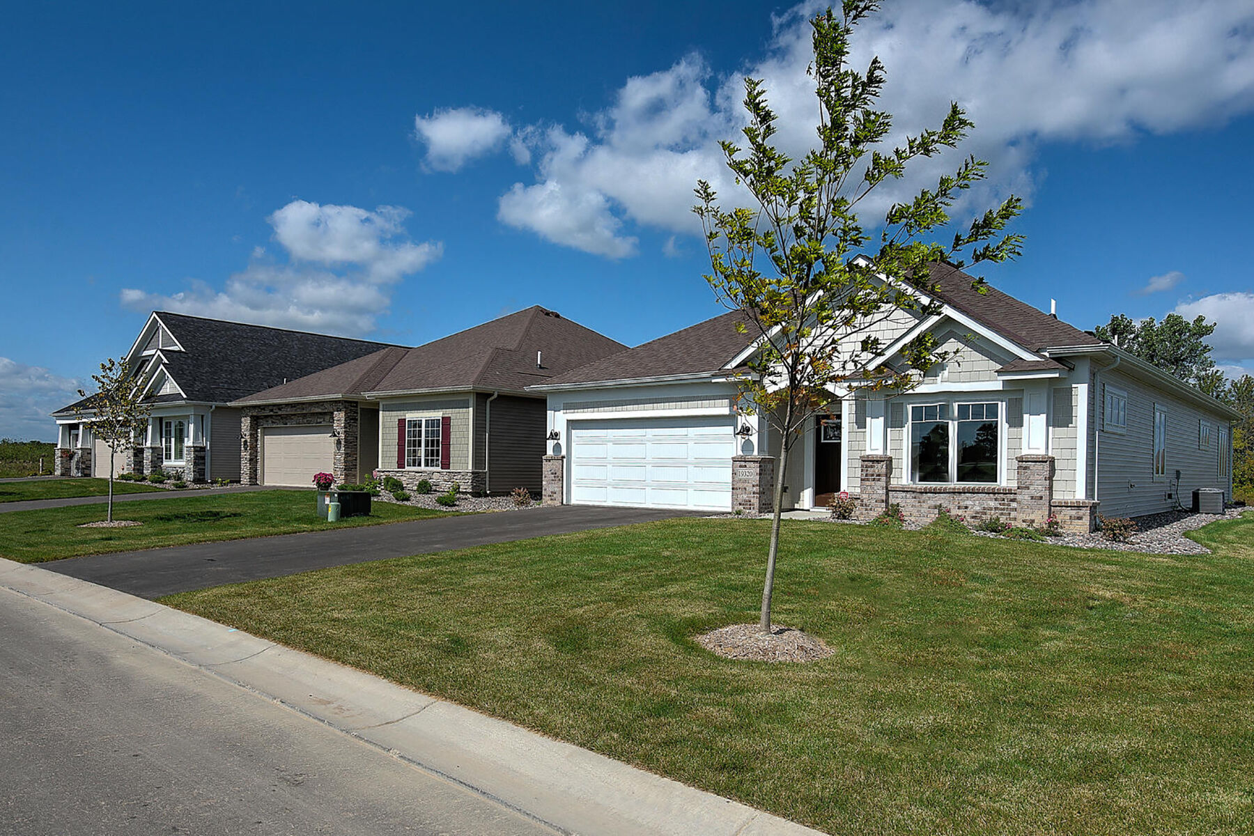 Bass Lake Crossing Streetscape