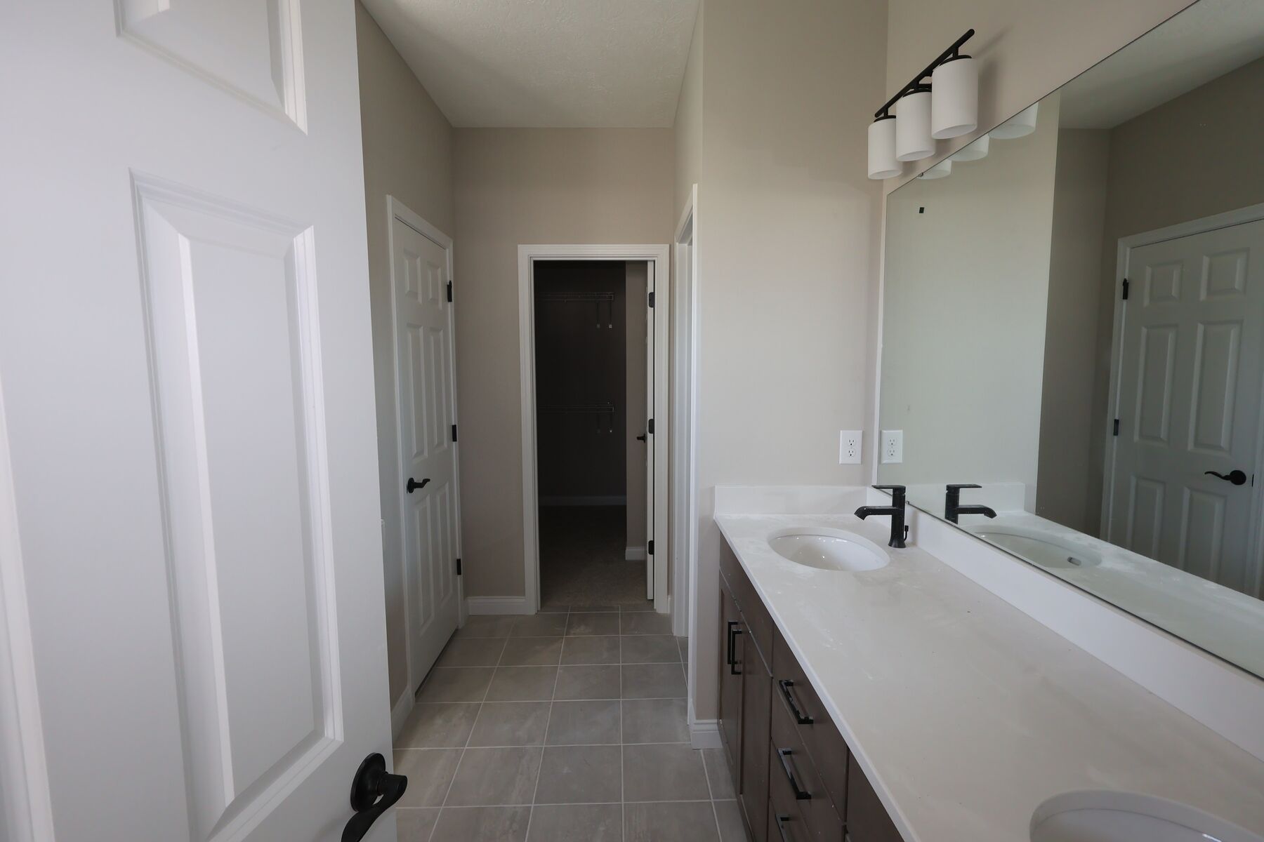 Owner's Bathroom