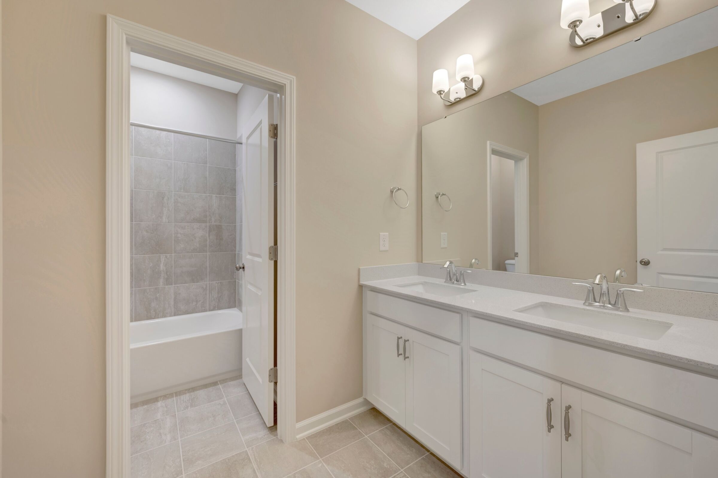 Owner's Bathroom
