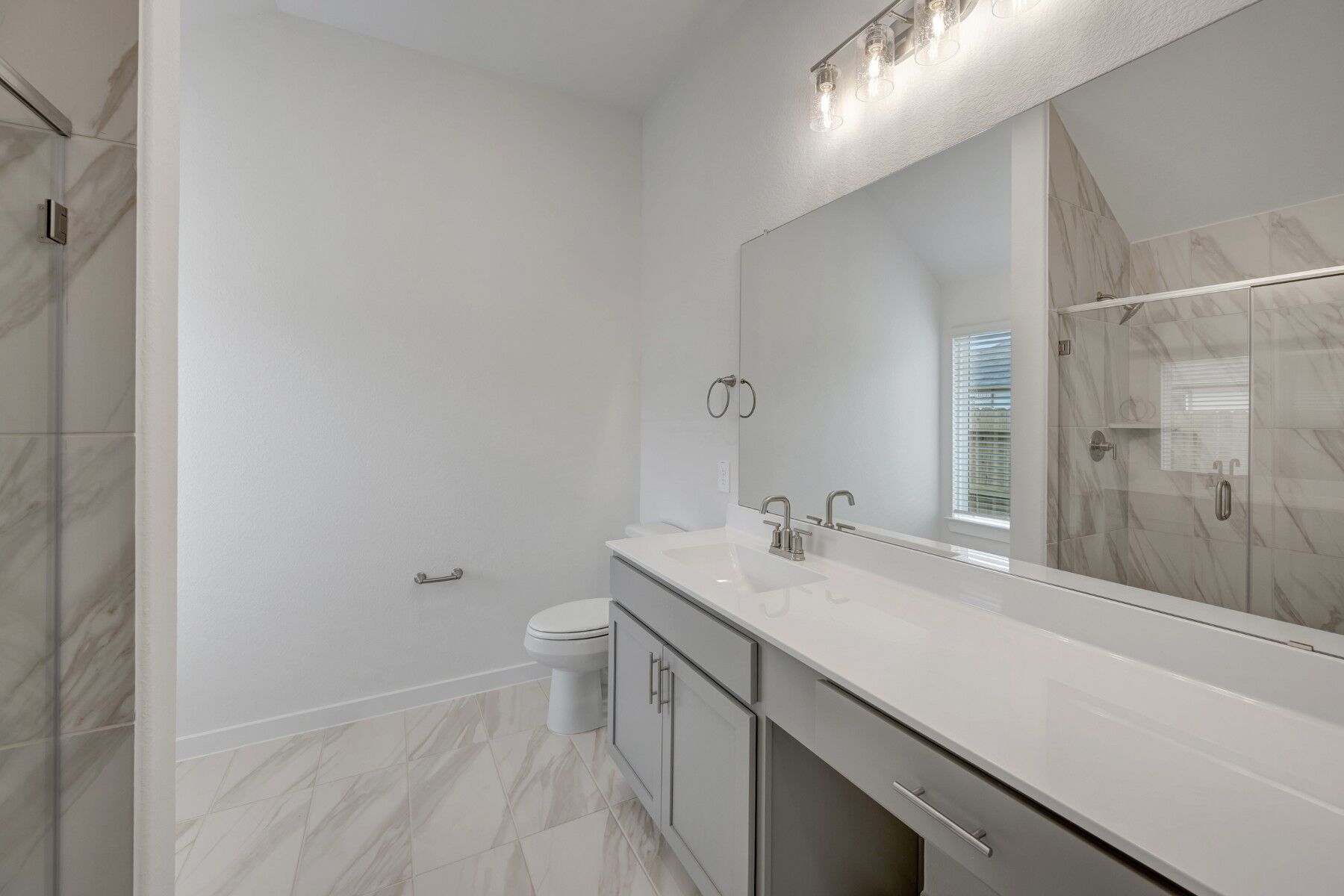 Owner's Bathroom