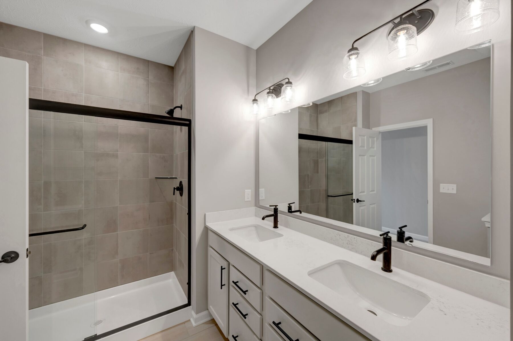 Owner's Bathroom