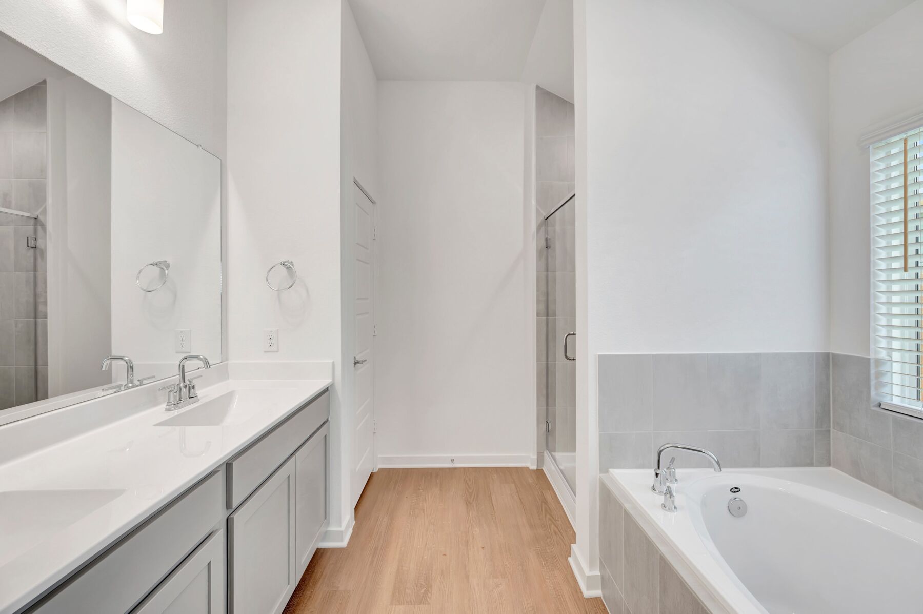 Owner's Bathroom