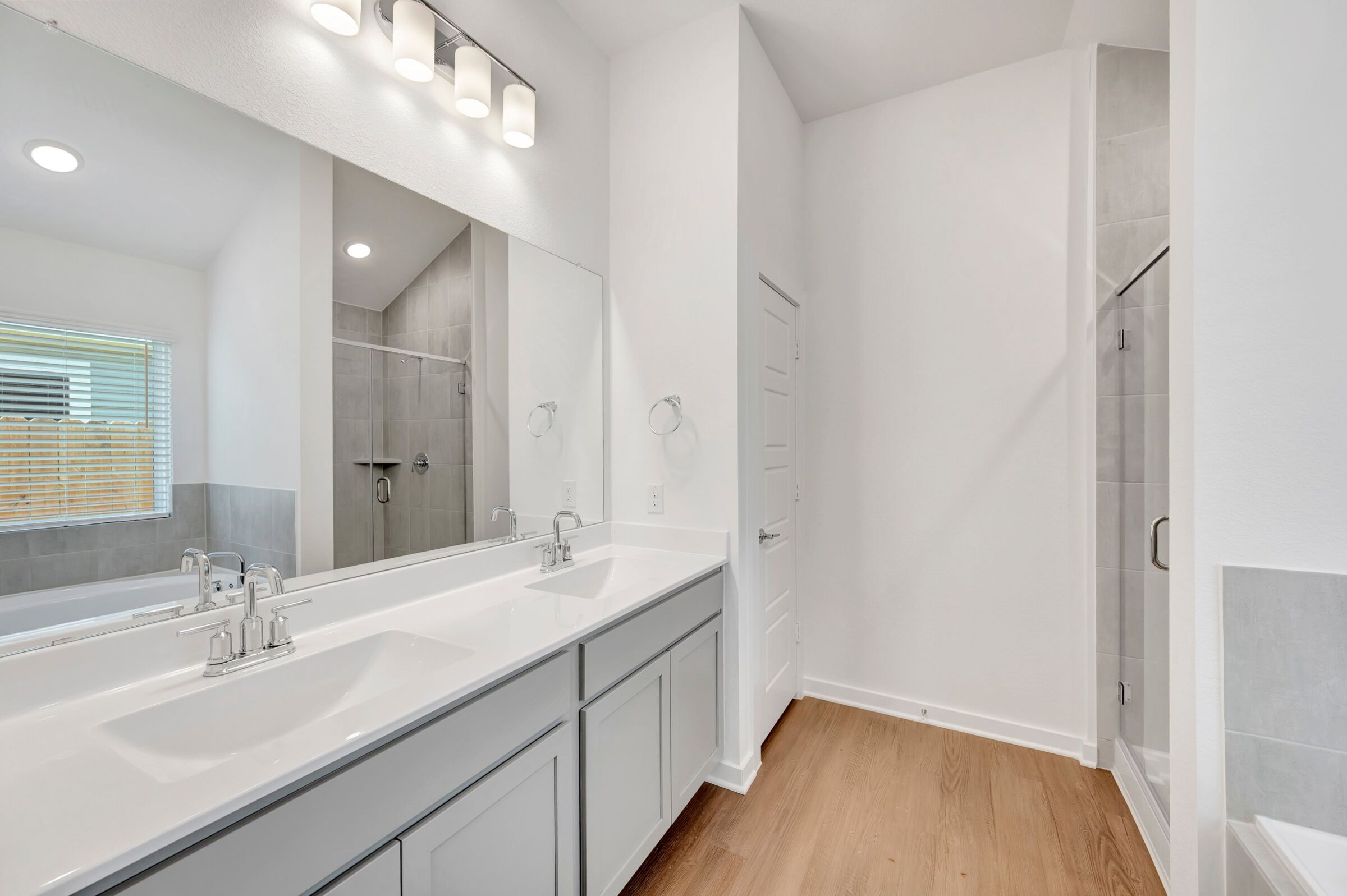 Owner's Bathroom