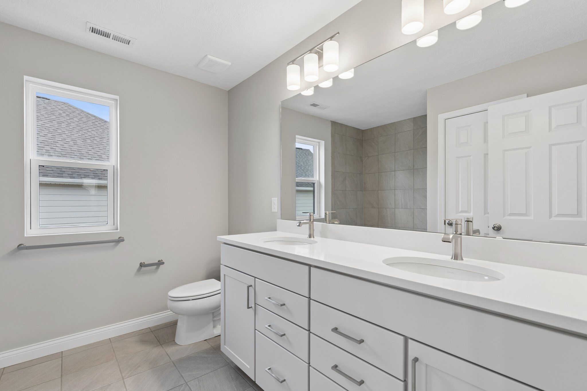 Owner's Bathroom