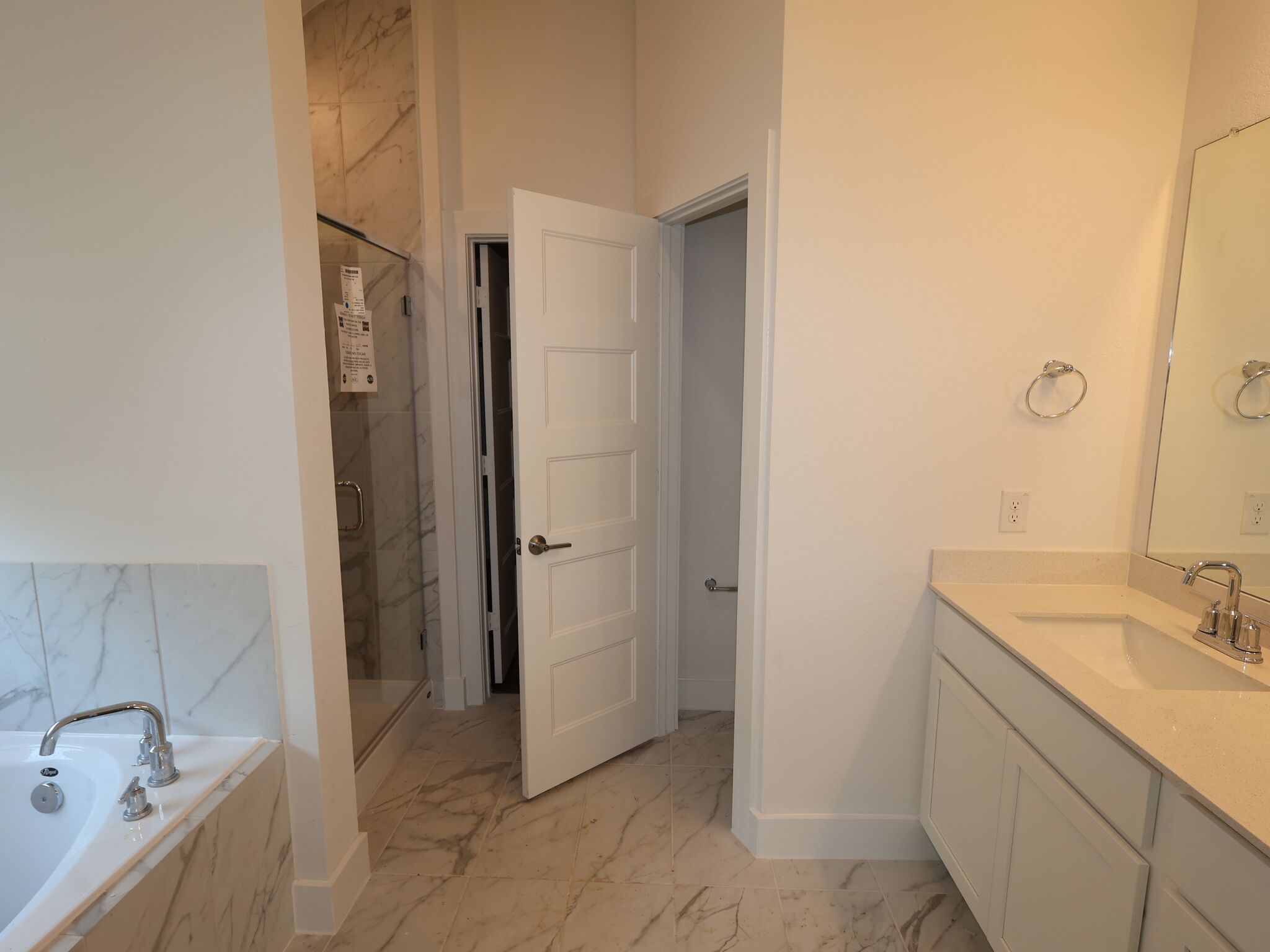 Owner's Bathroom