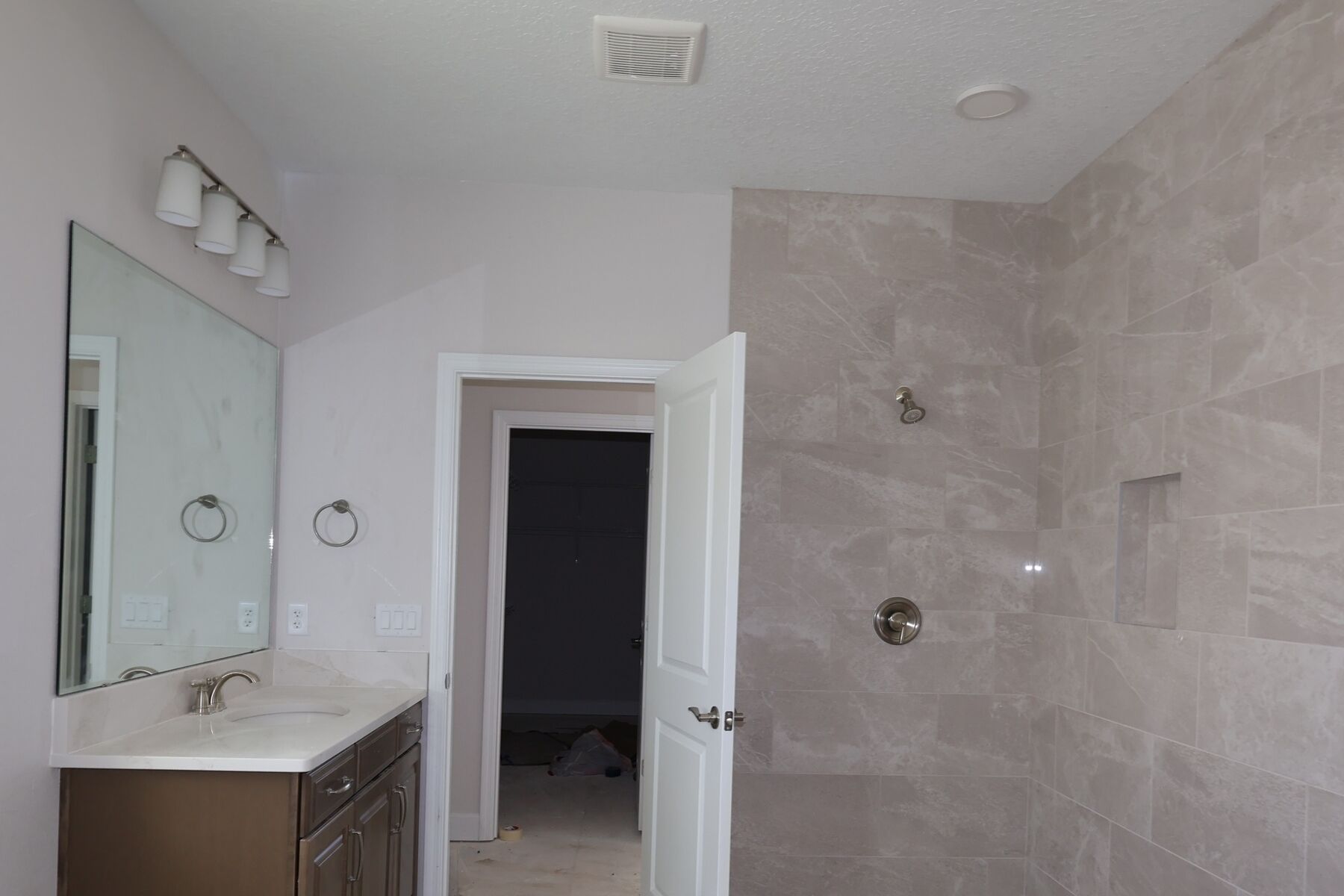 Owner's Bathroom