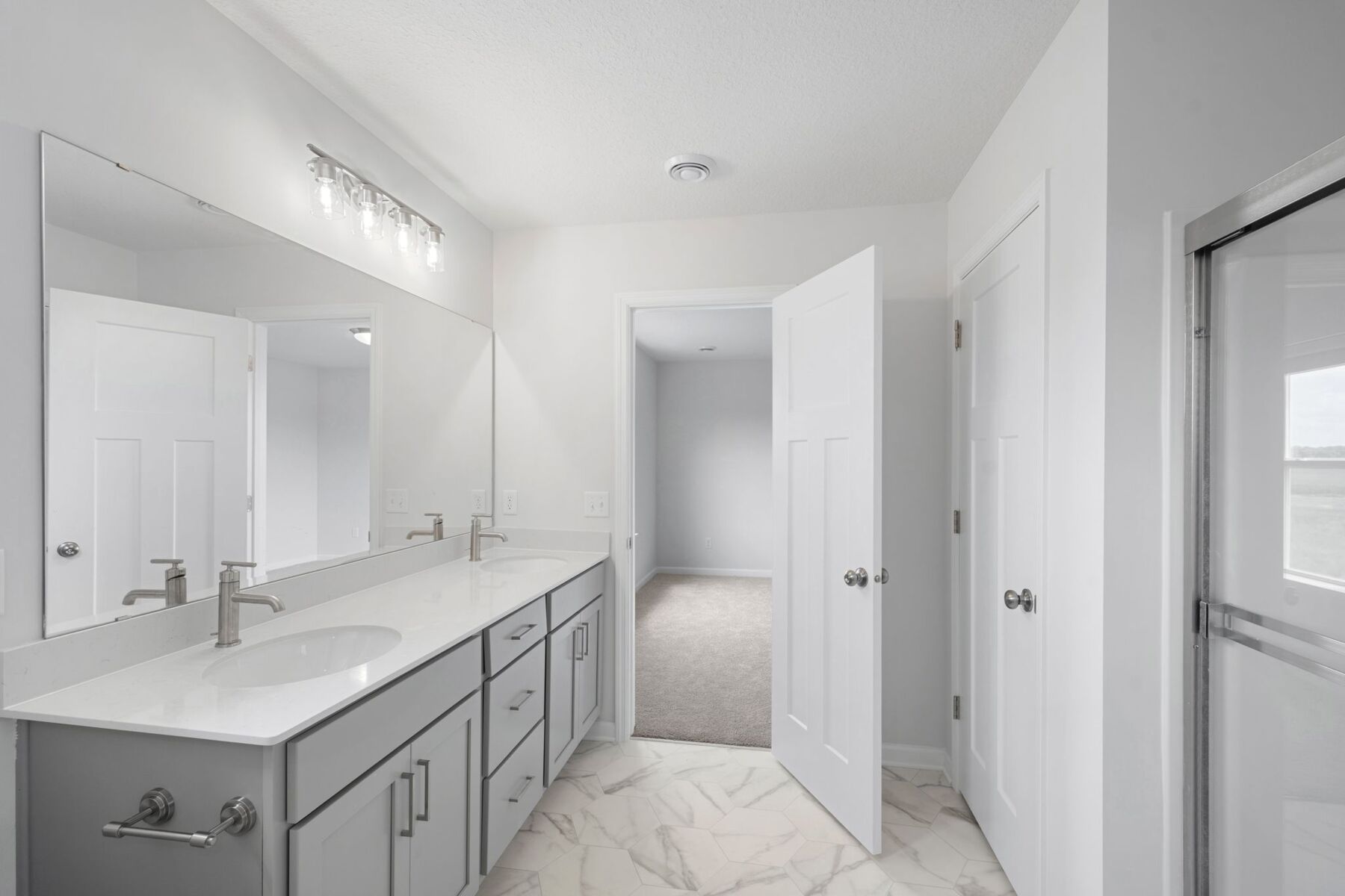 Owner's Bathroom