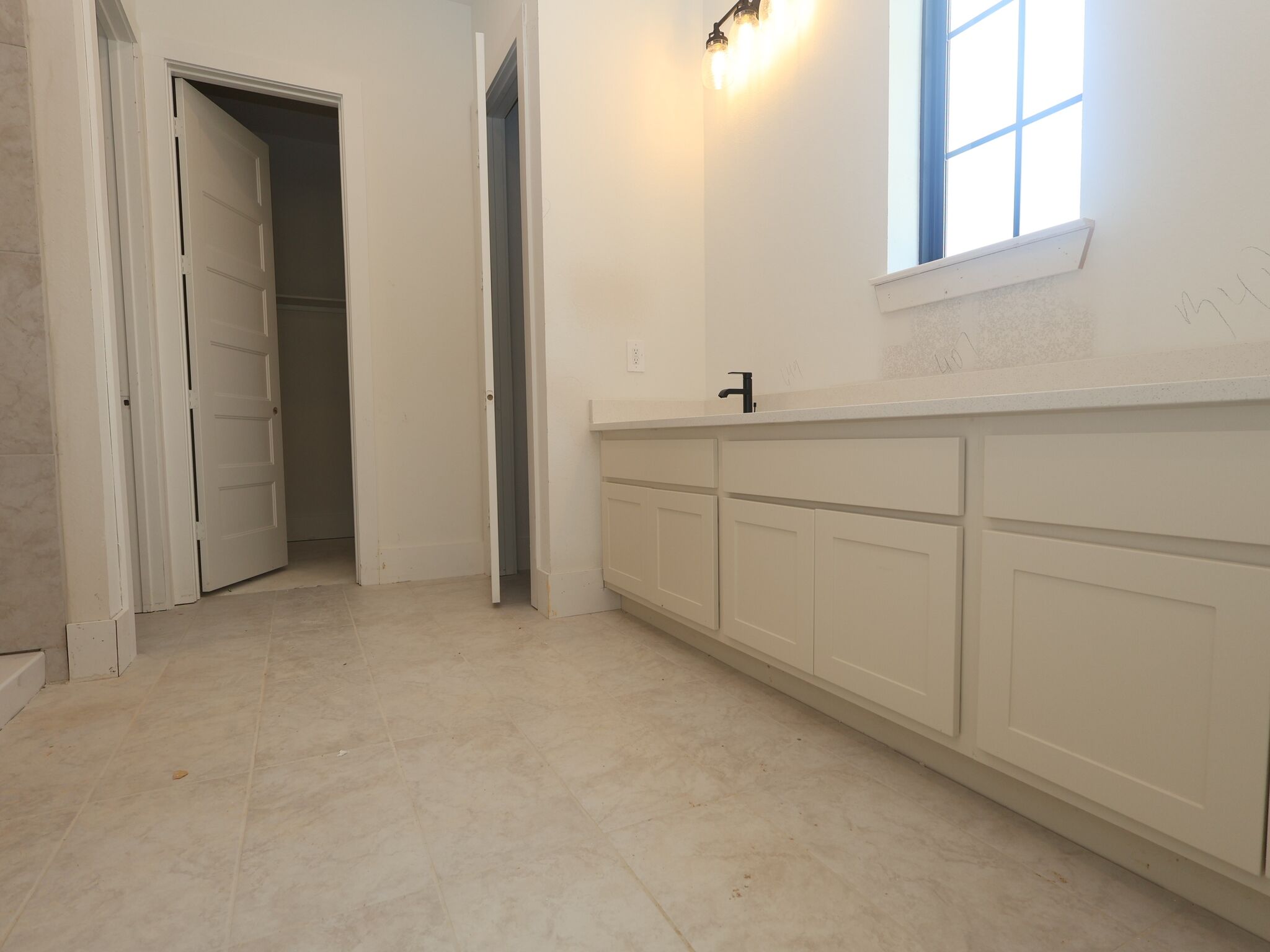 Owner's Bathroom