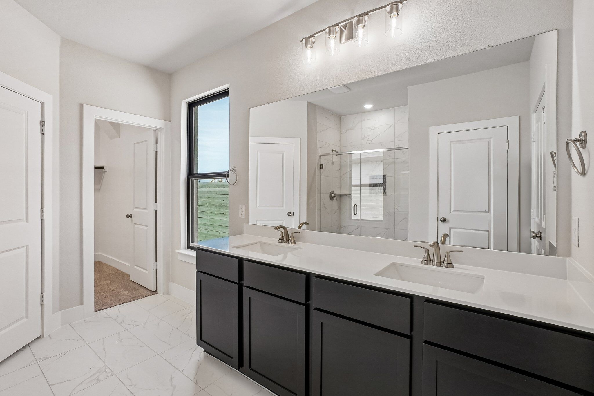Owner's Bathroom