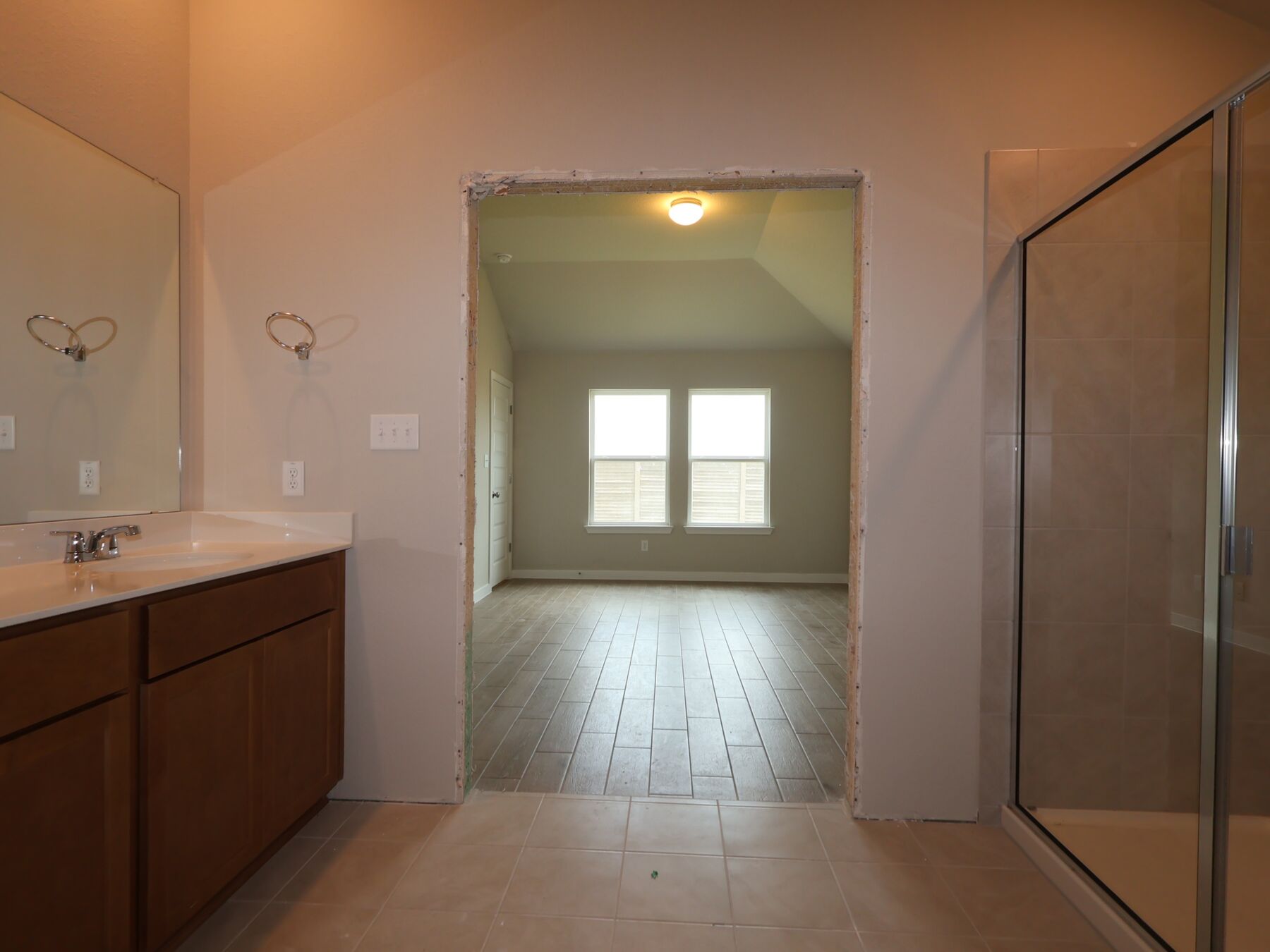 Owner's Bathroom