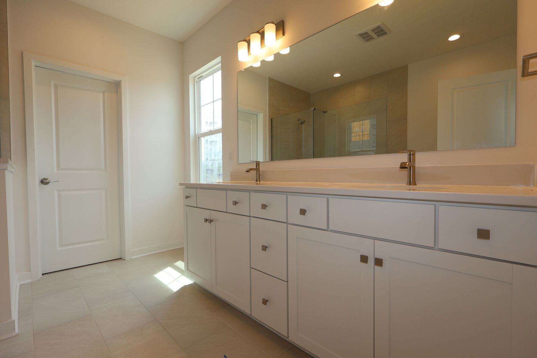 Owner's Bathroom