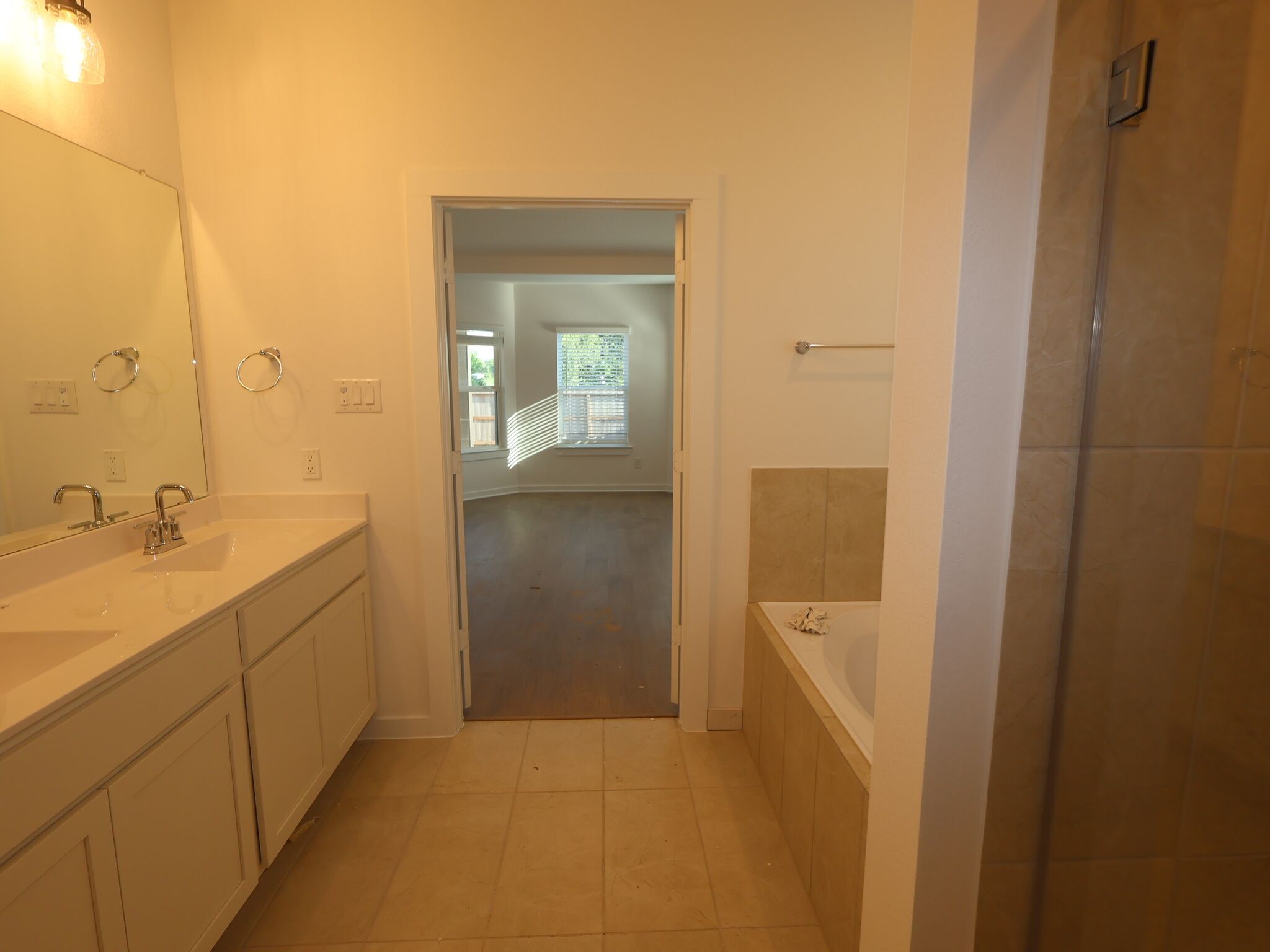 Owner's Bathroom