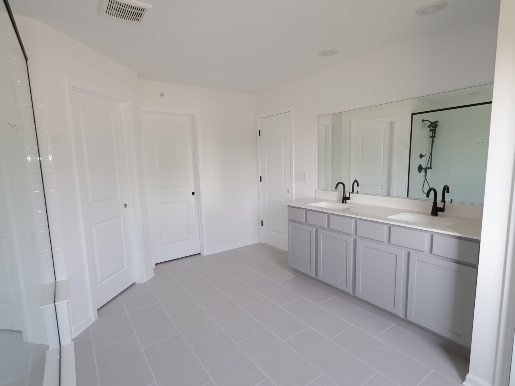 Owner's Bathroom