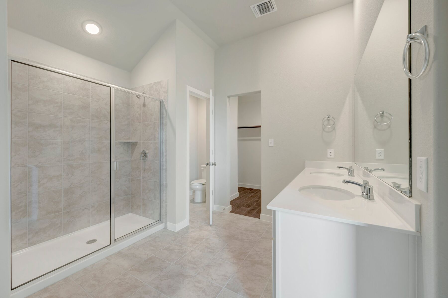 Owner's Bathroom