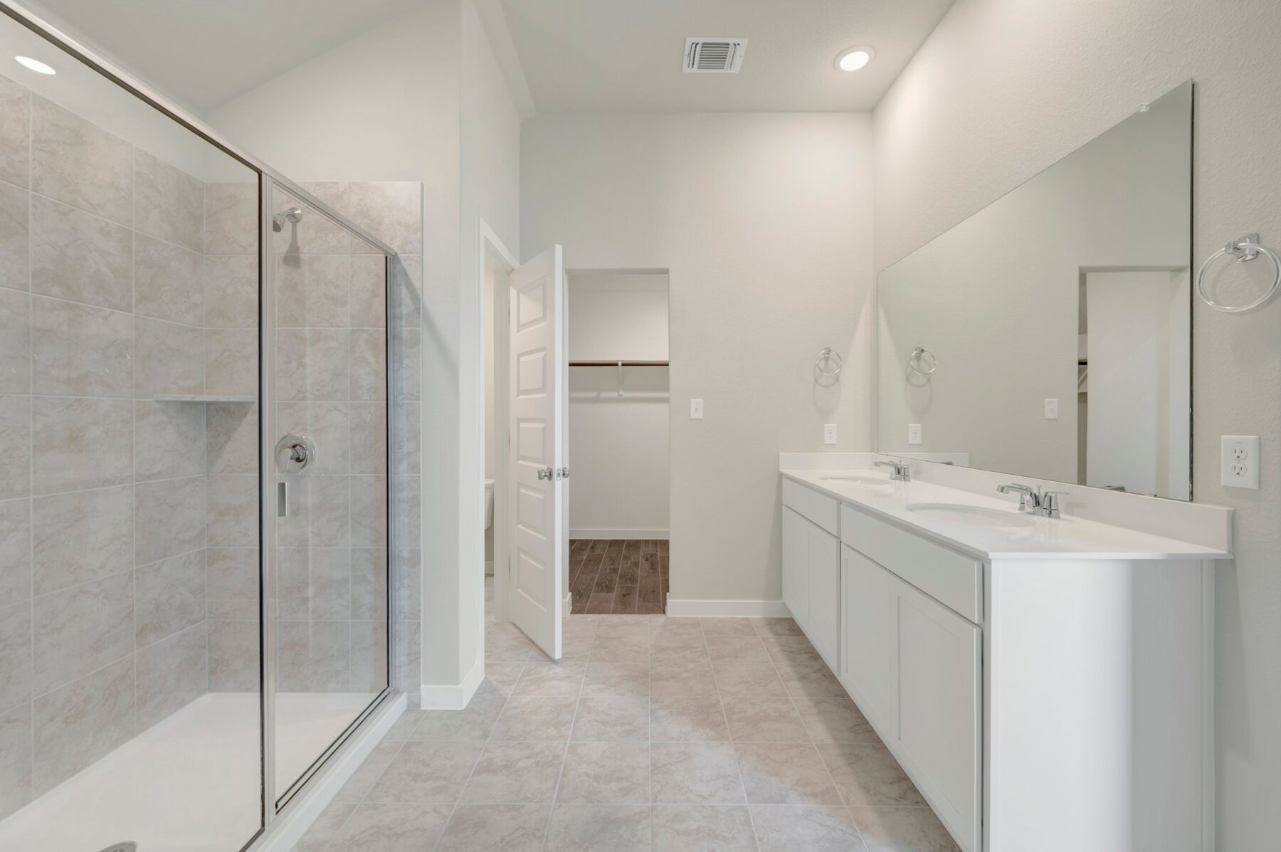 Owner's Bathroom