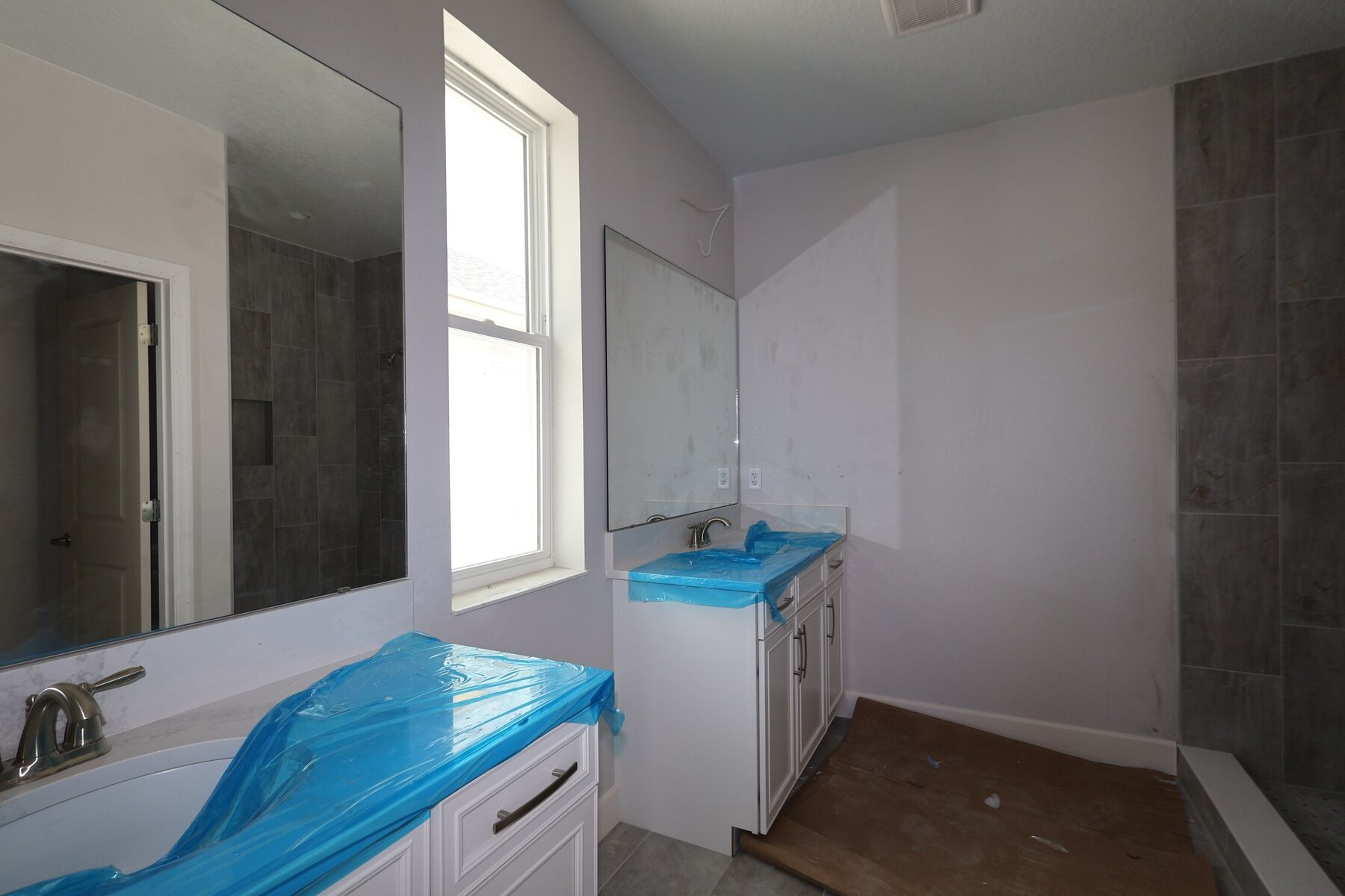 Owner's Bathroom