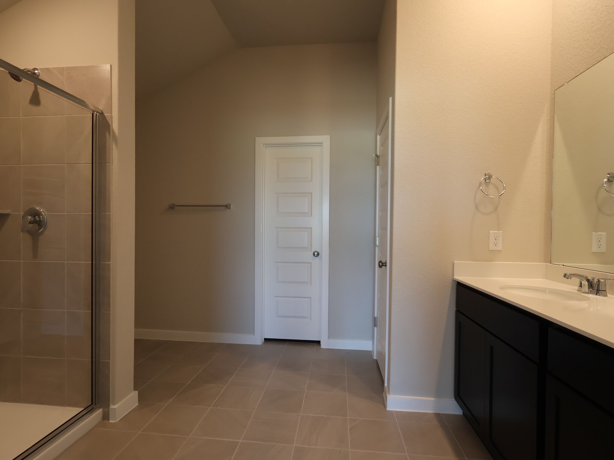 Owner's Bathroom