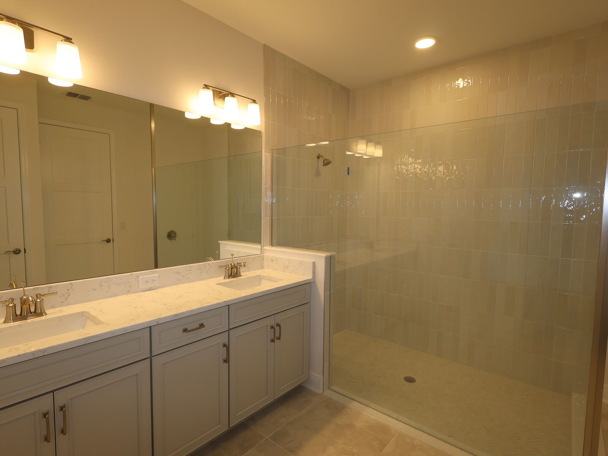 Owner's Bathroom