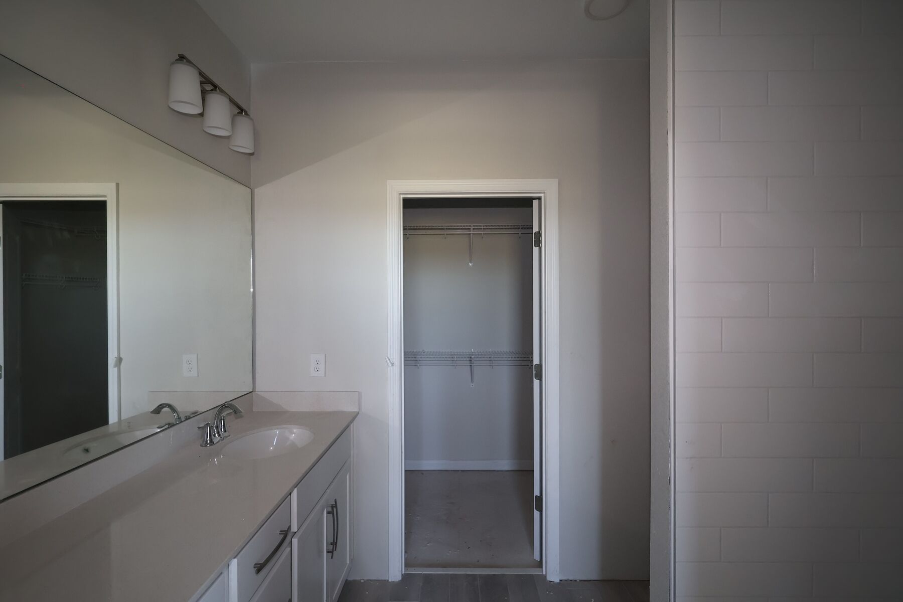 Owner's Bathroom