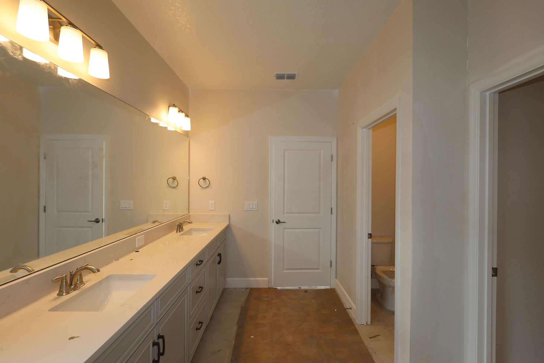 Owner's Bathroom