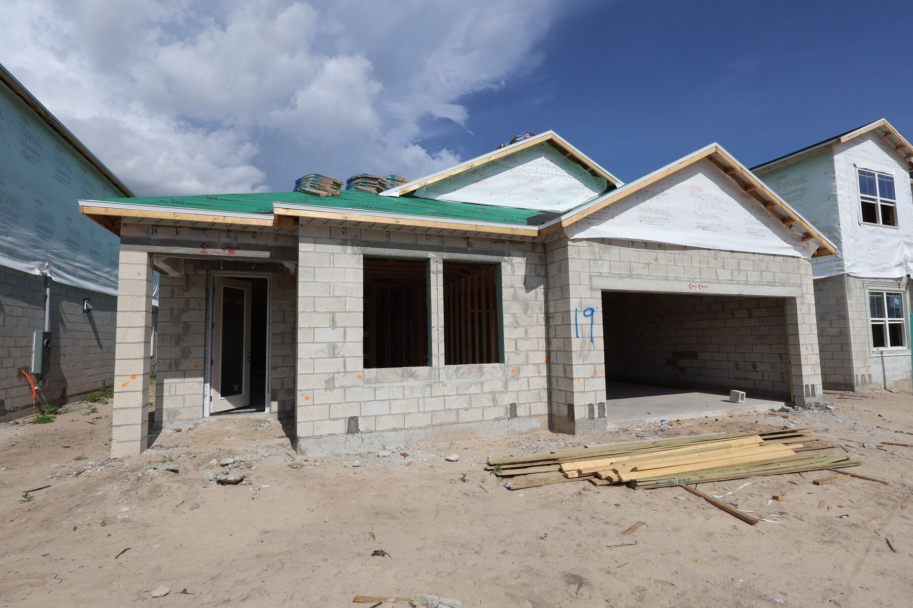 2867 Sweetgrass Lane