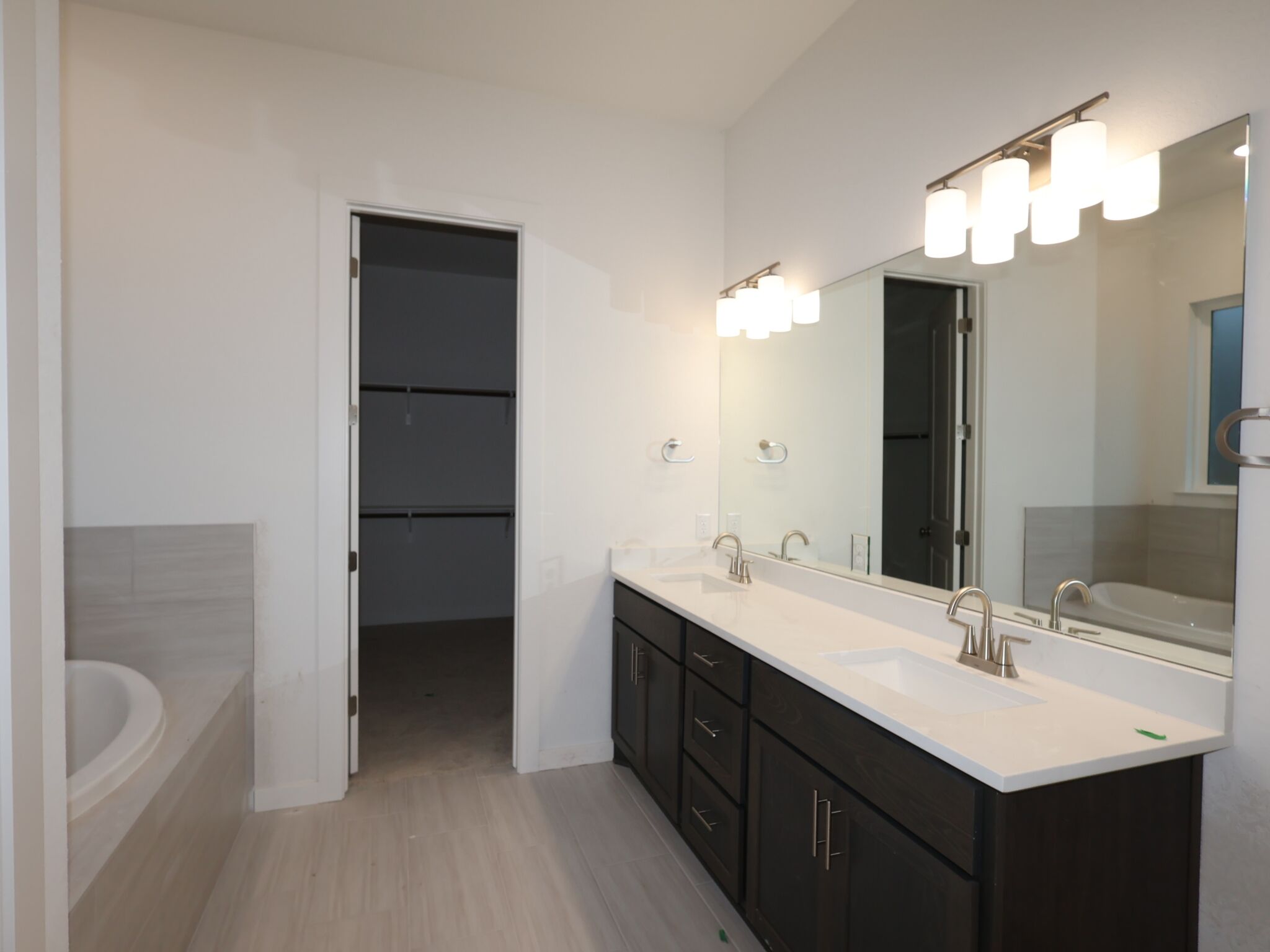 Owner's Bathroom