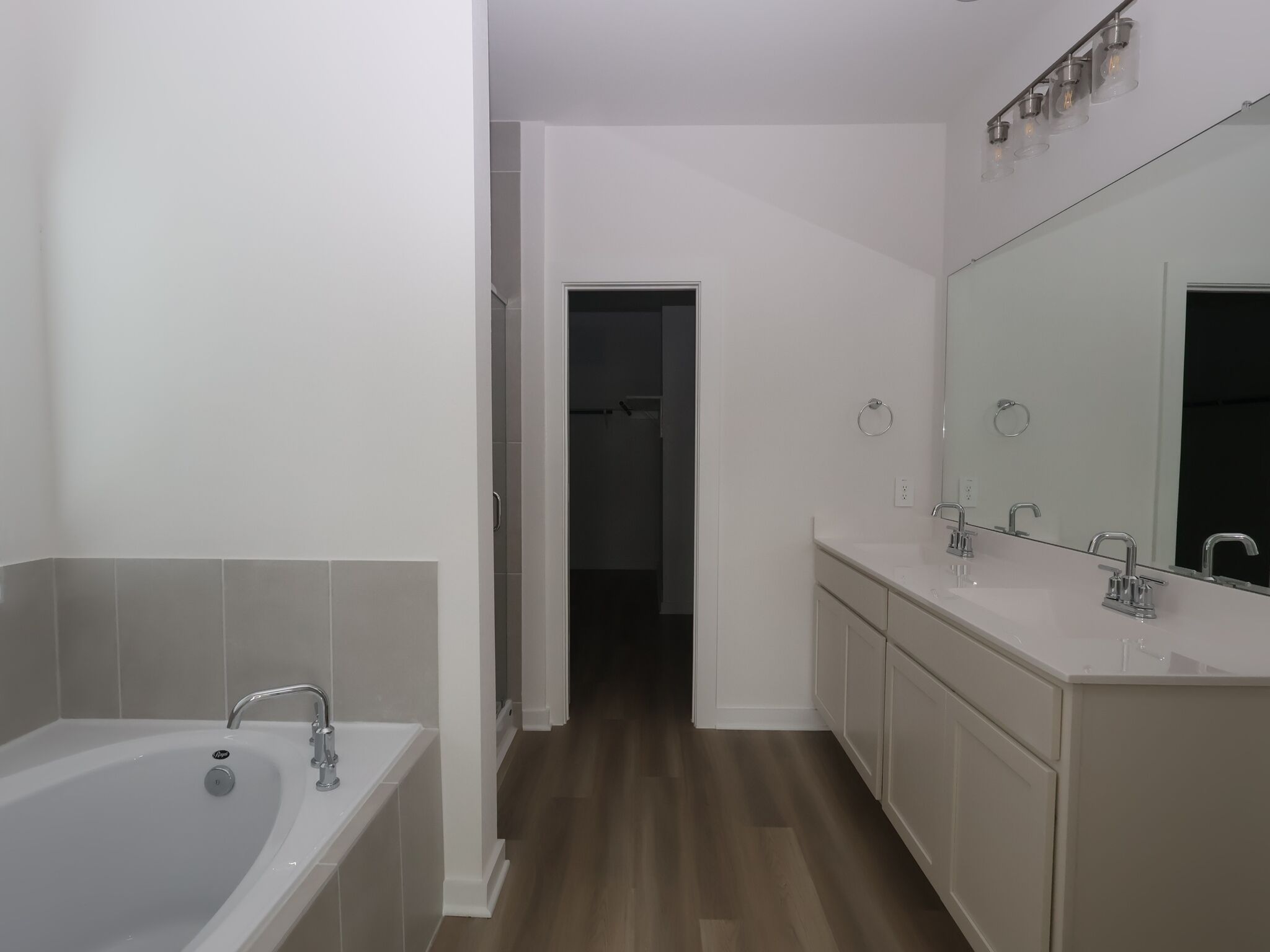 Owner's Bathroom