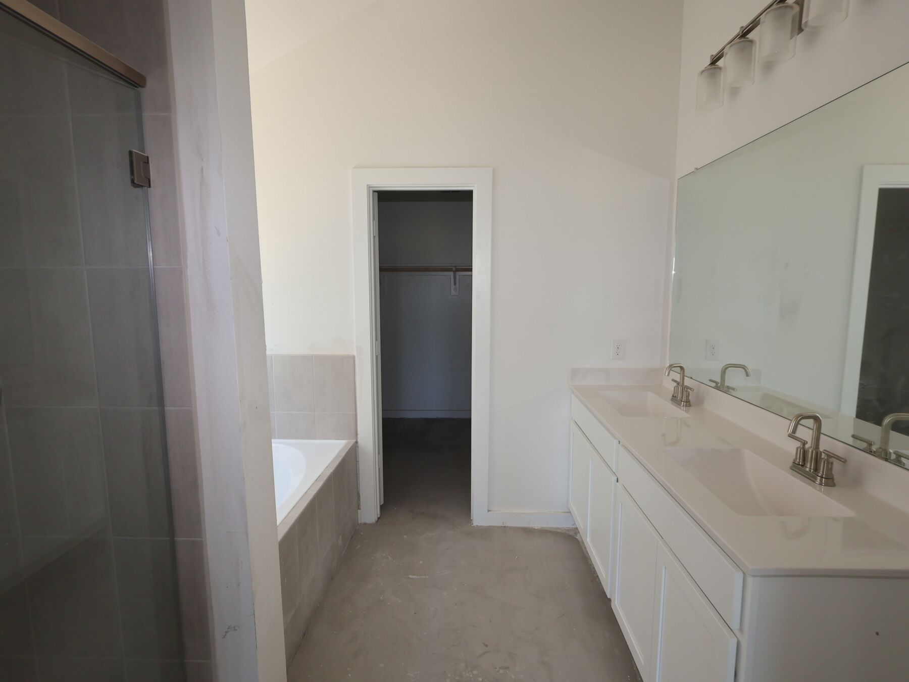 Owner's Bathroom