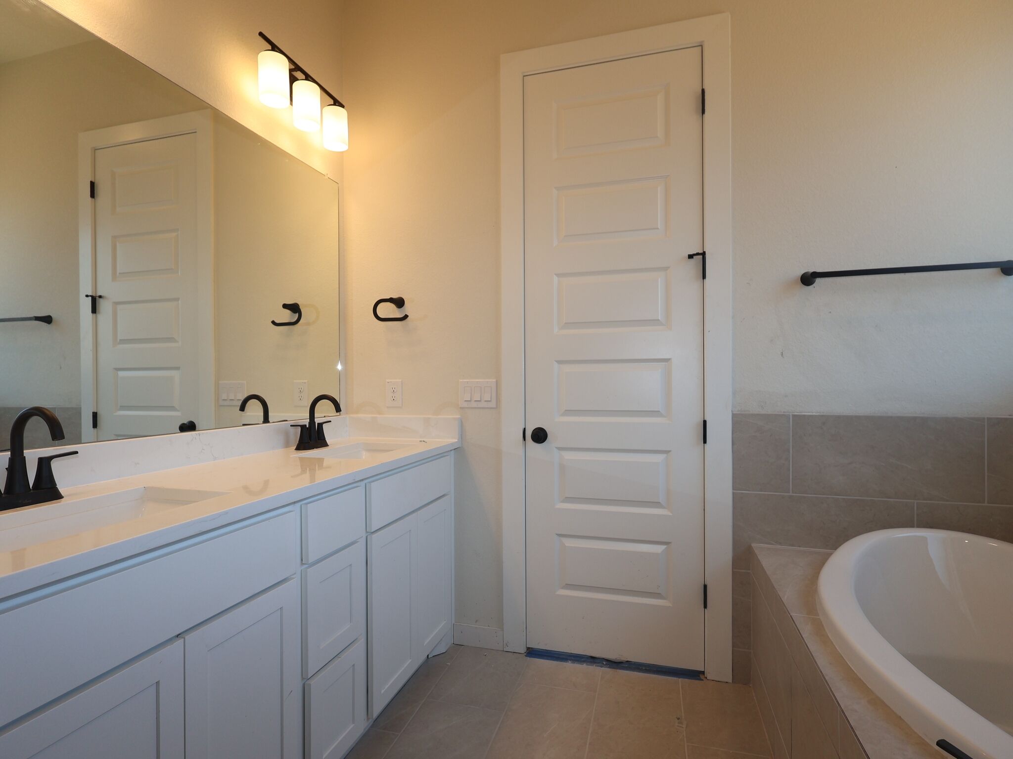 Owner's Bathroom