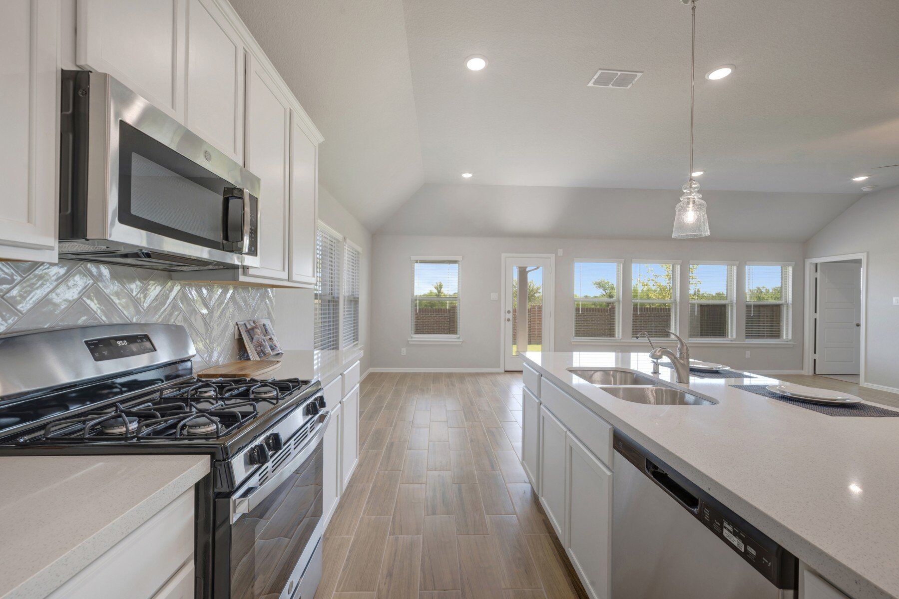 Pizarro at 2700 Tamarack Lane, Argyle, Texas: photo 2
