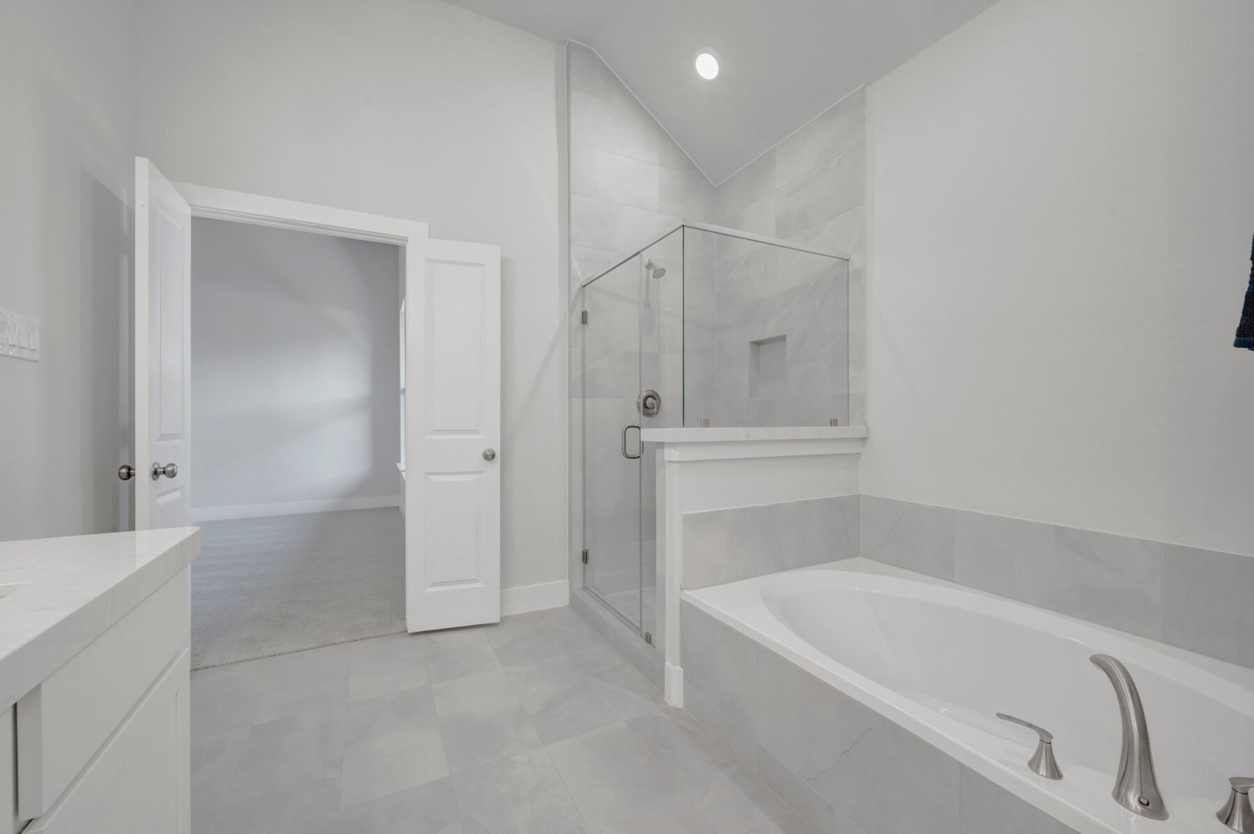 Owner's Bathroom