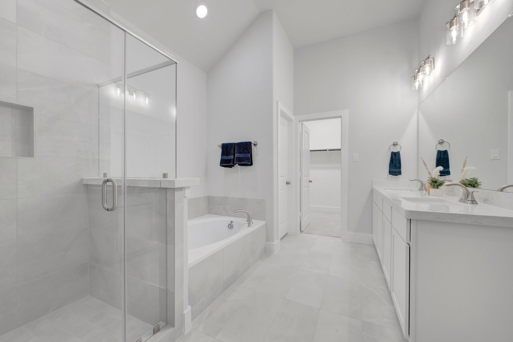 Owner's Bathroom