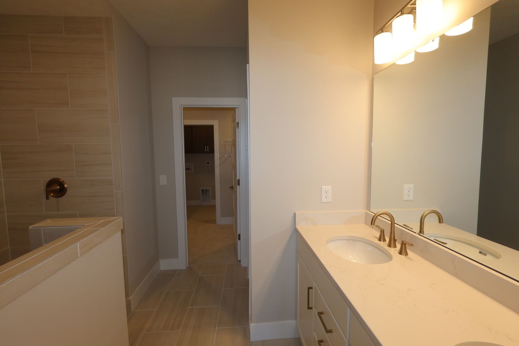 Owner's Bathroom