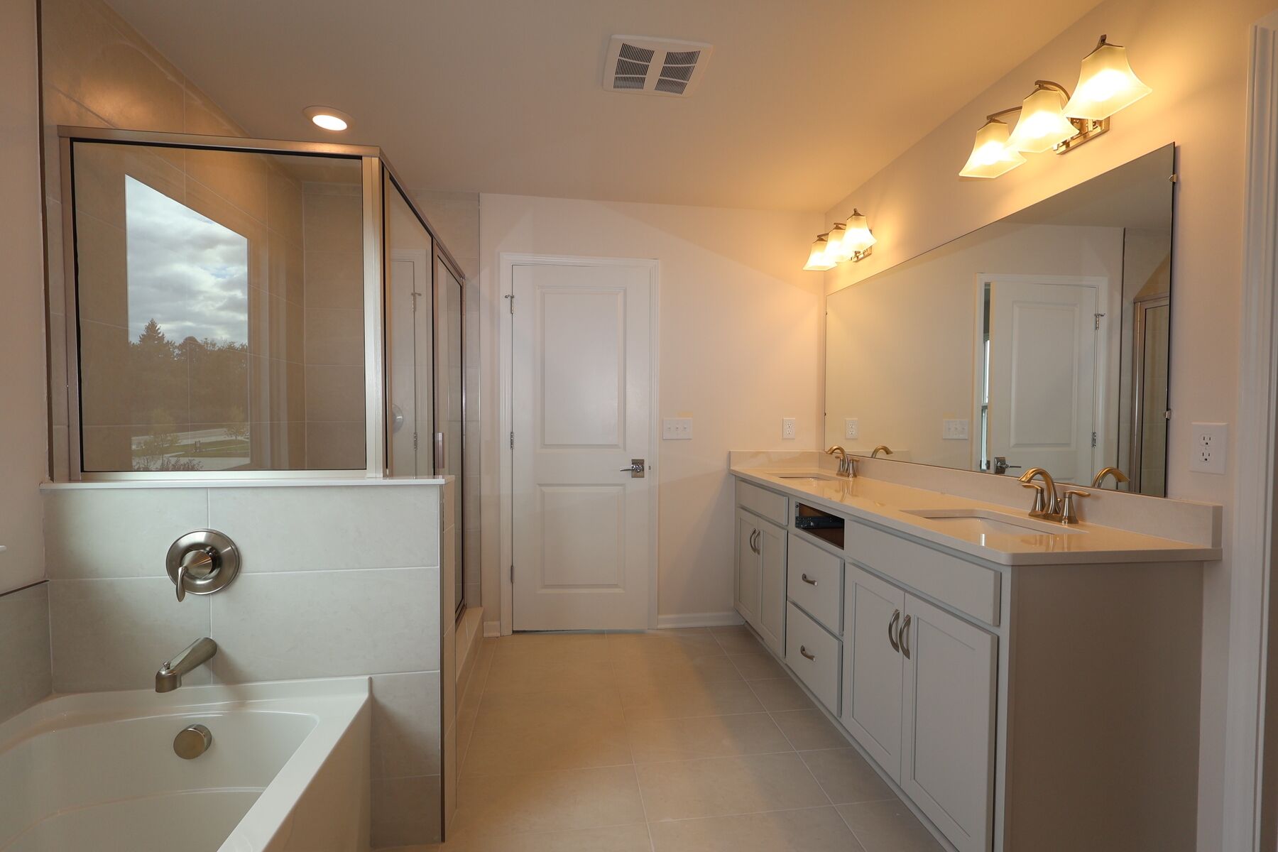 Owner's Bathroom