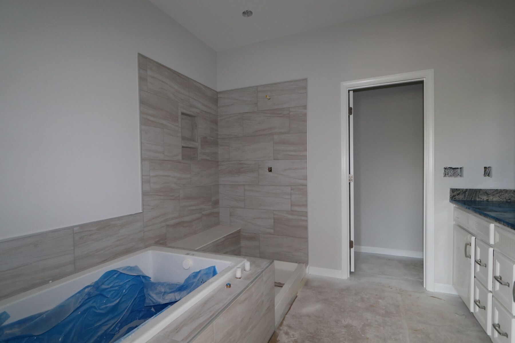 Owner's Bathroom