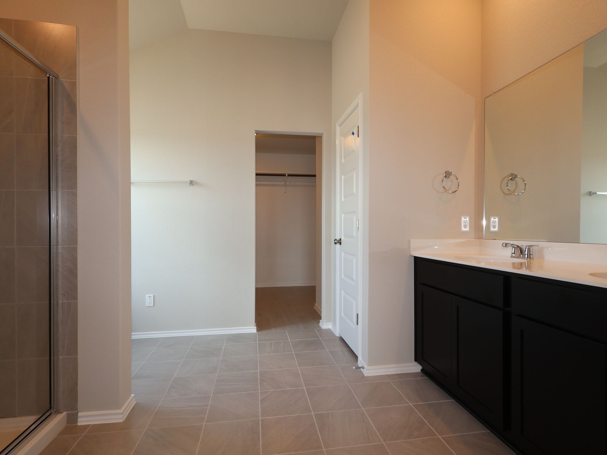 Owner's Bathroom