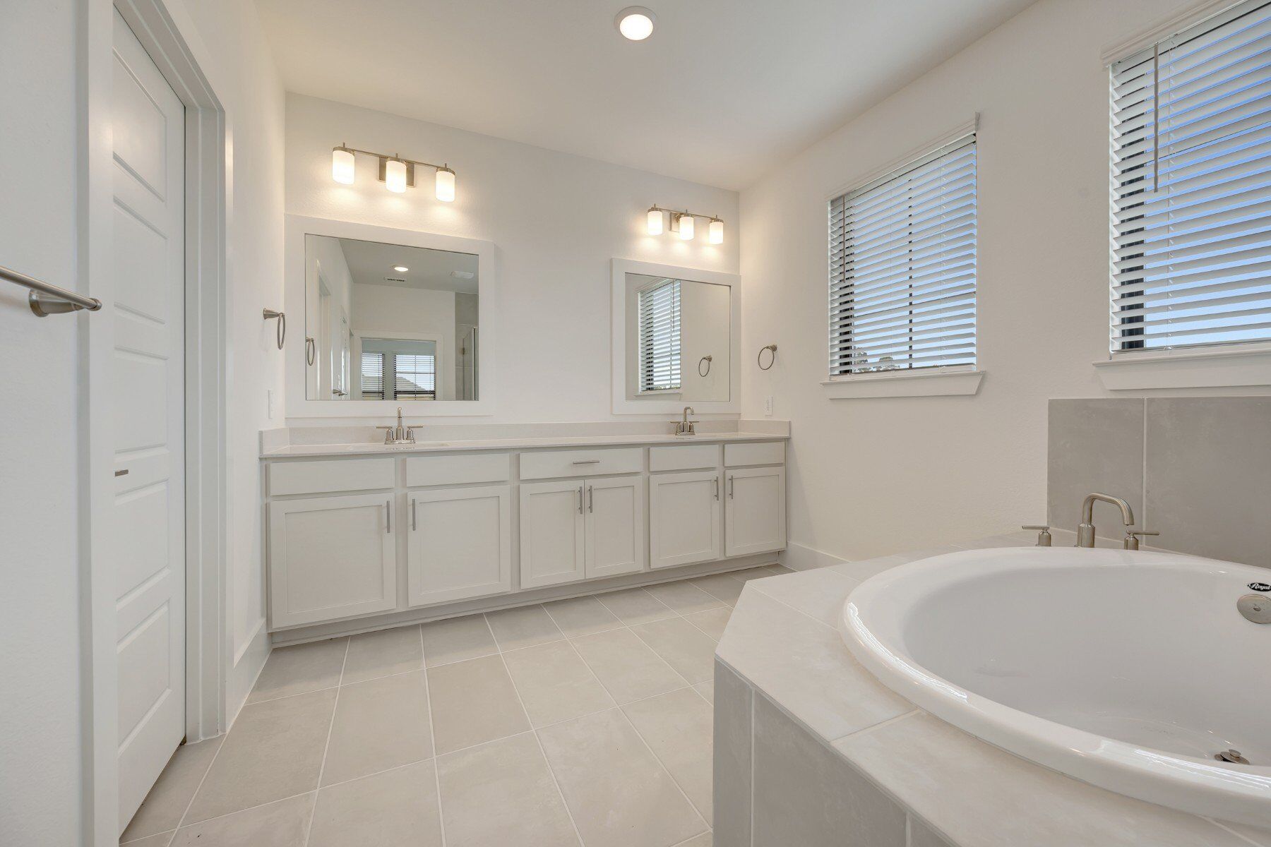 Owner's Bathroom