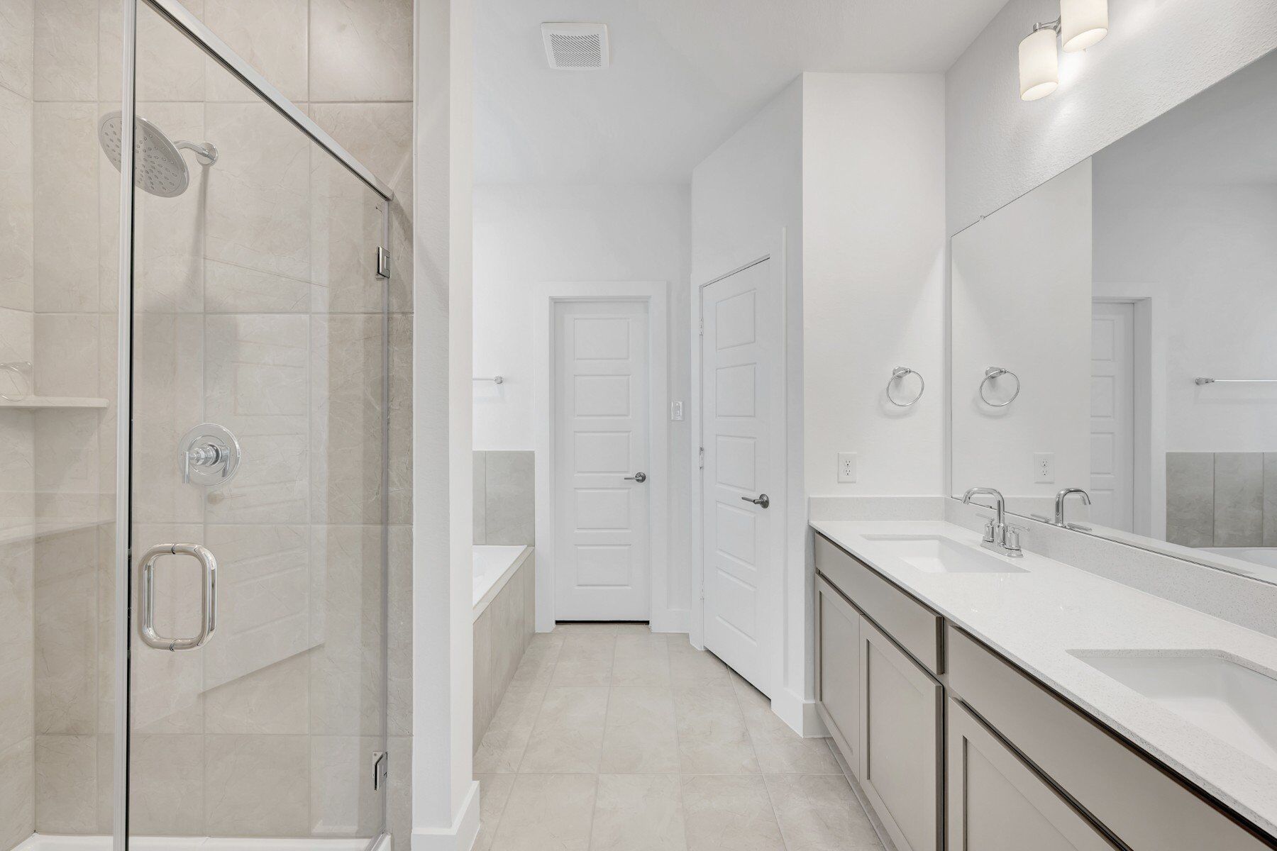 Owner's Bathroom