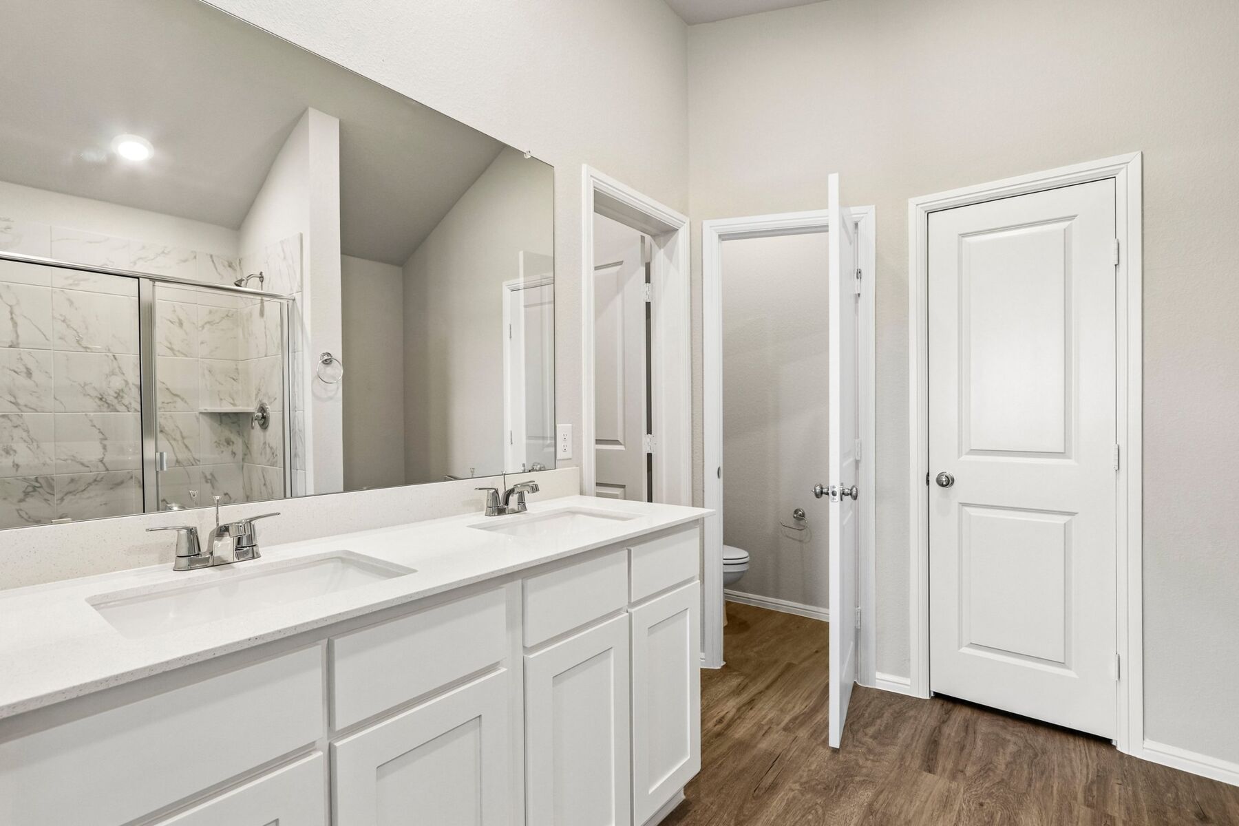 Owners Bathroom