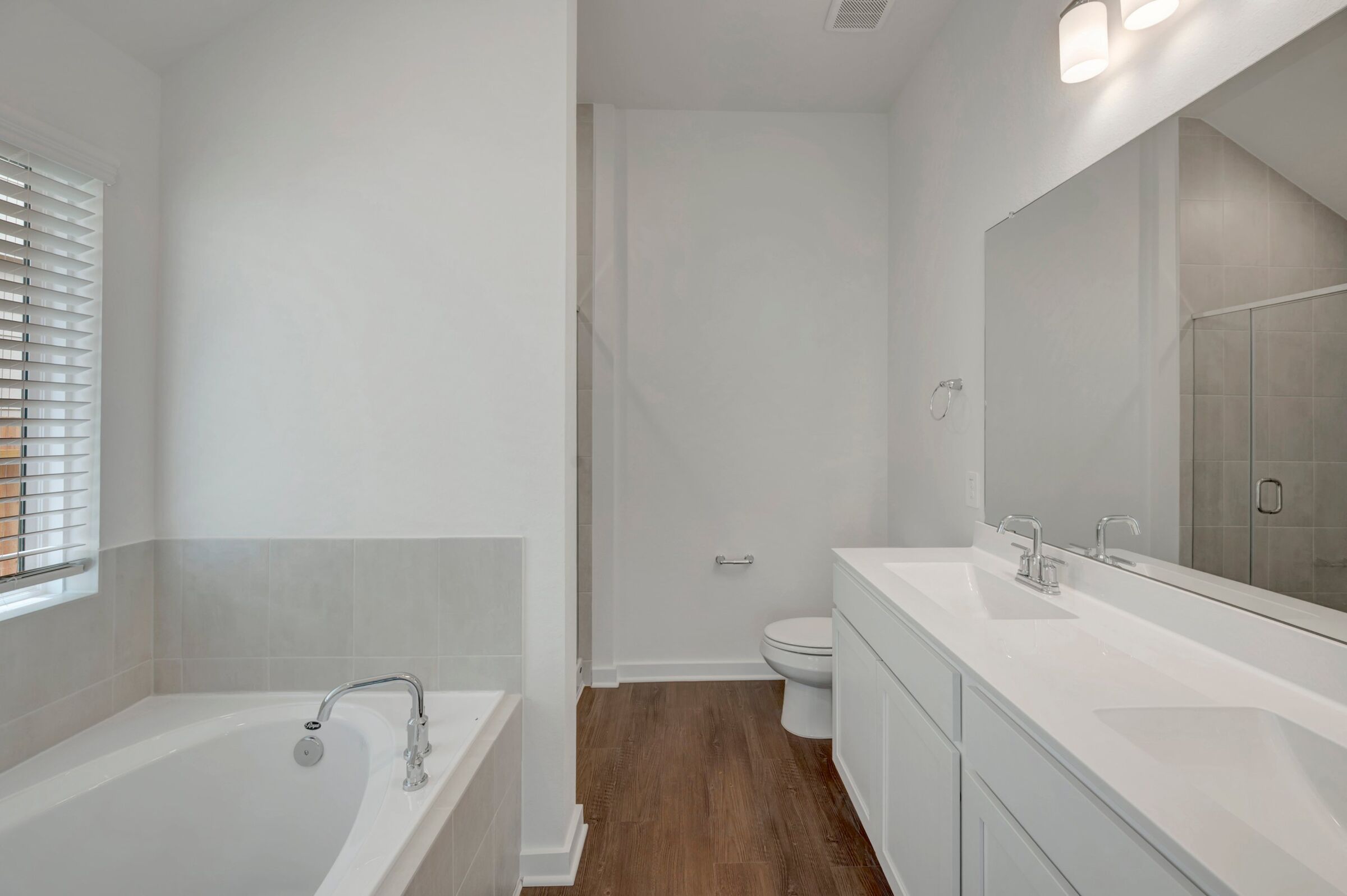 Owner's Bathroom