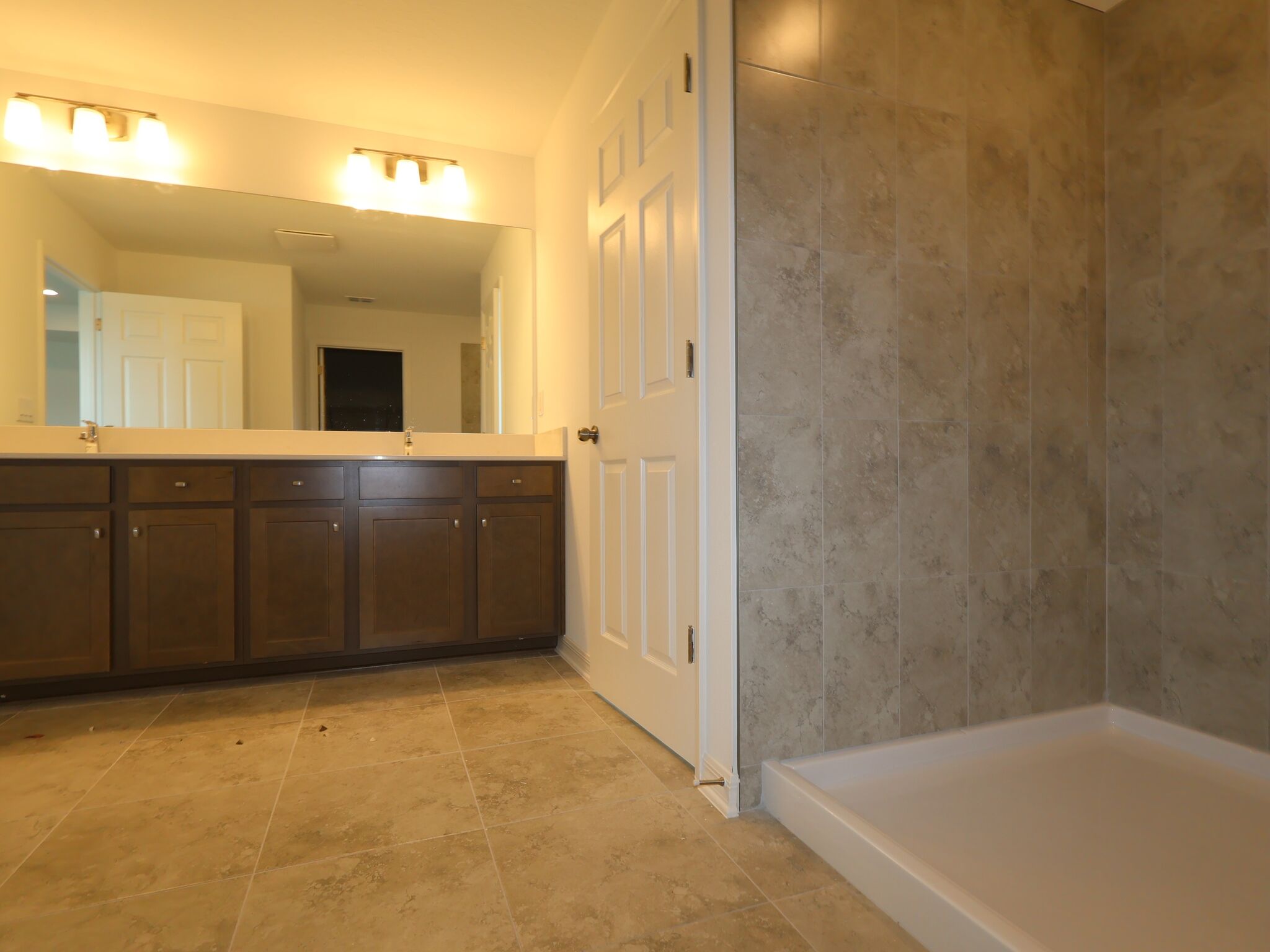 Owner's Bathroom
